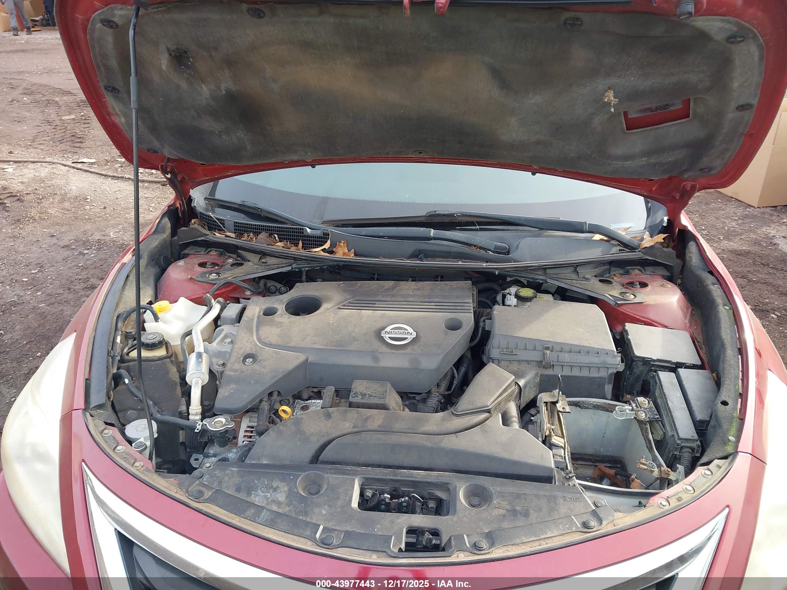 NISSAN ALTIMA image 10