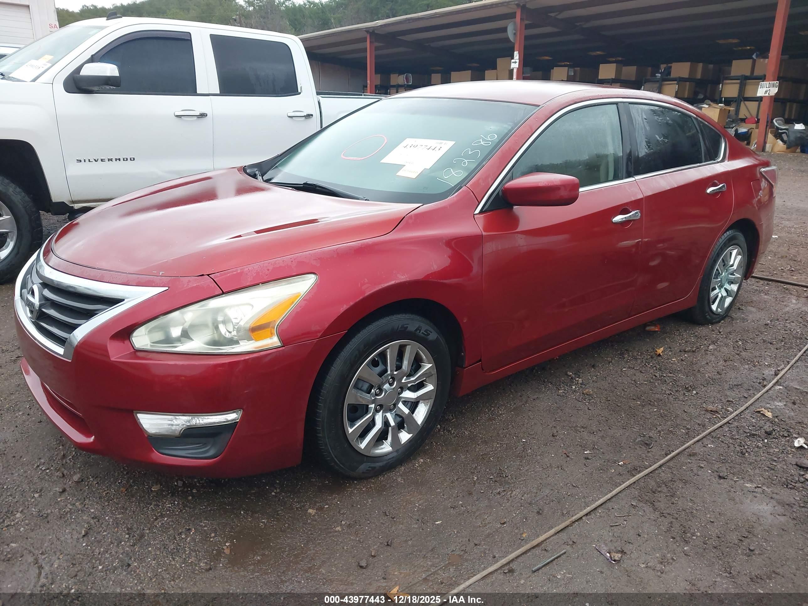 NISSAN ALTIMA image 2
