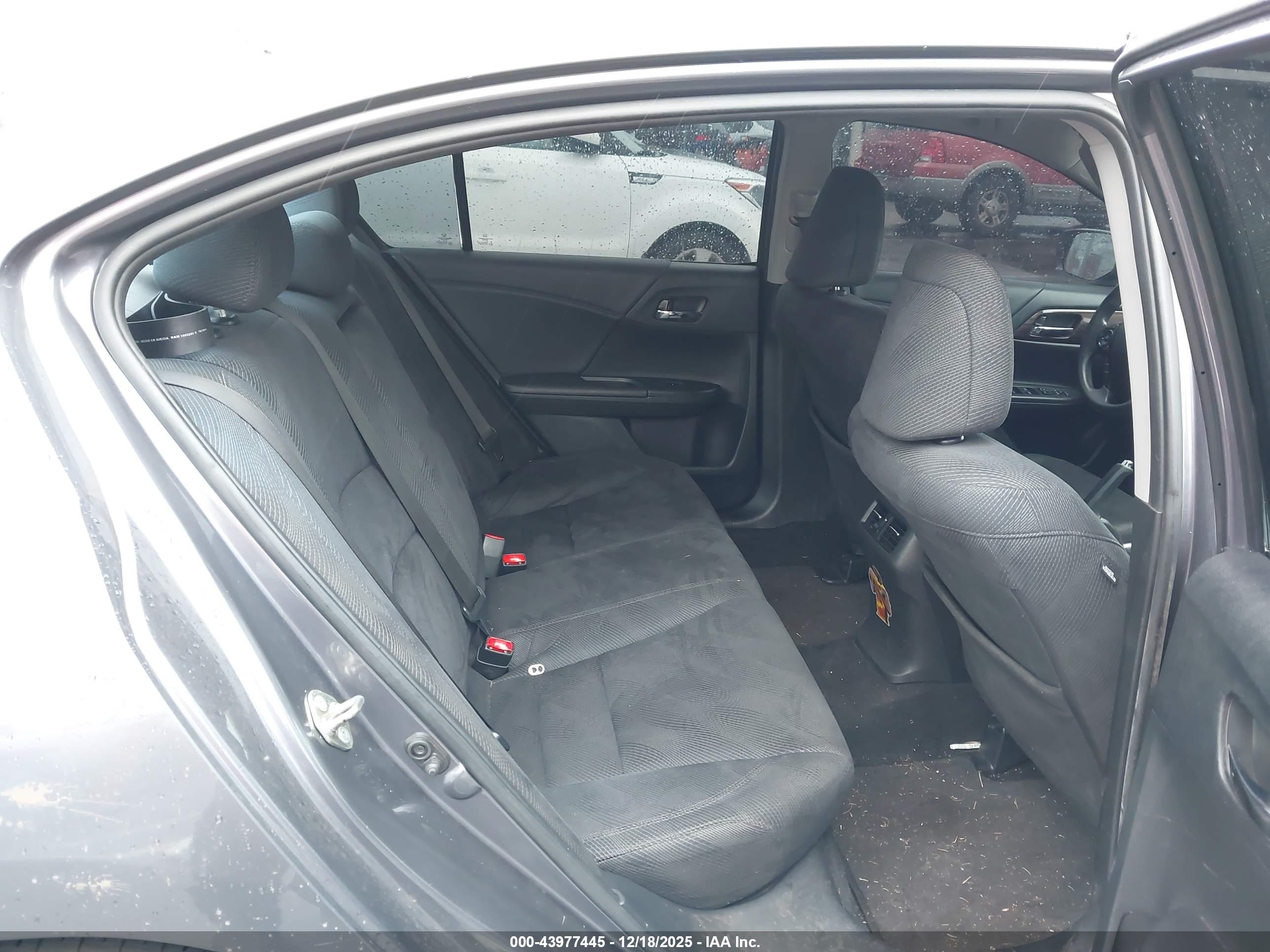 HONDA ACCORD image 8