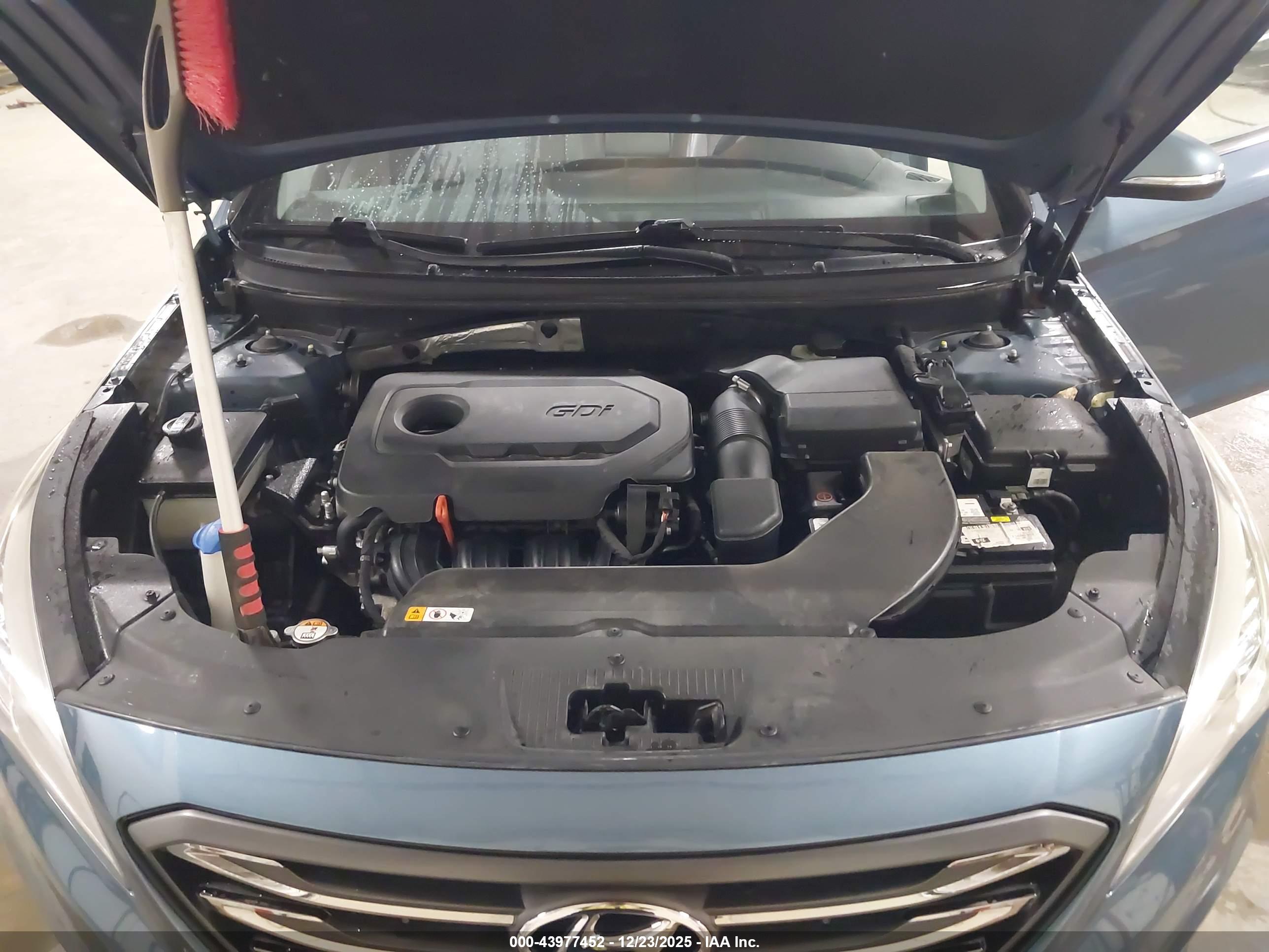 HYUNDAI SONATA image 10