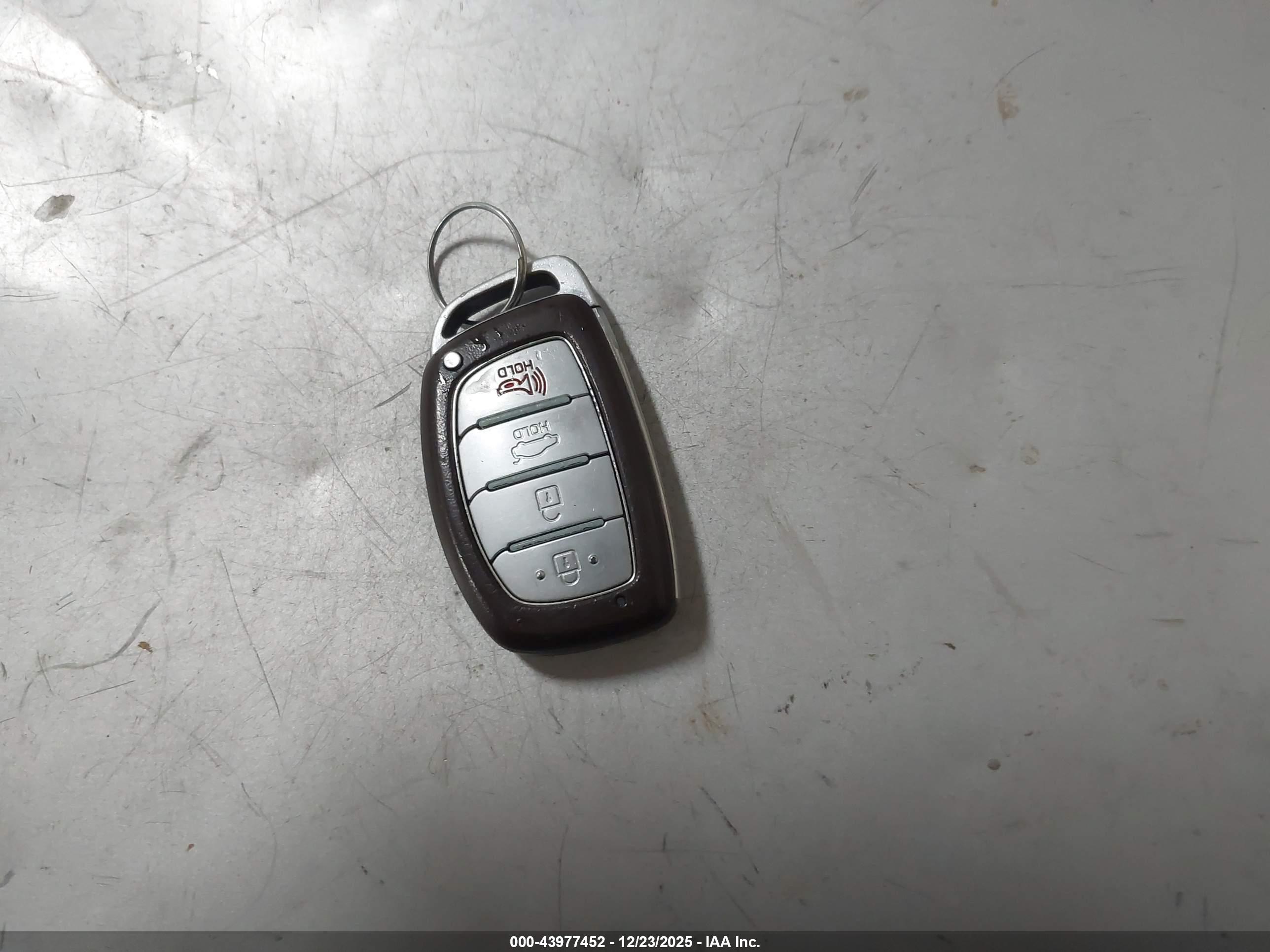 HYUNDAI SONATA image 11