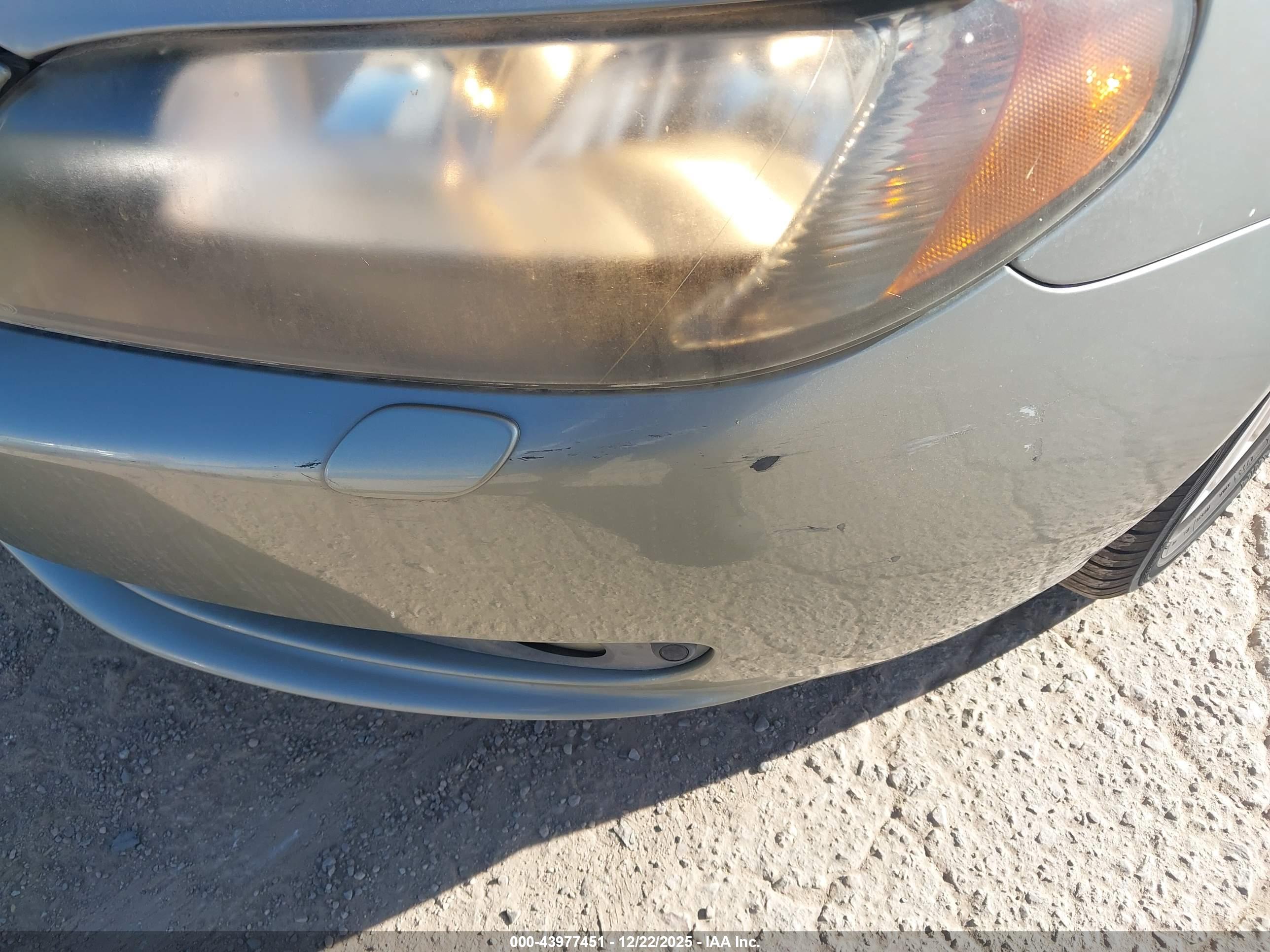 VOLVO S80 image 6