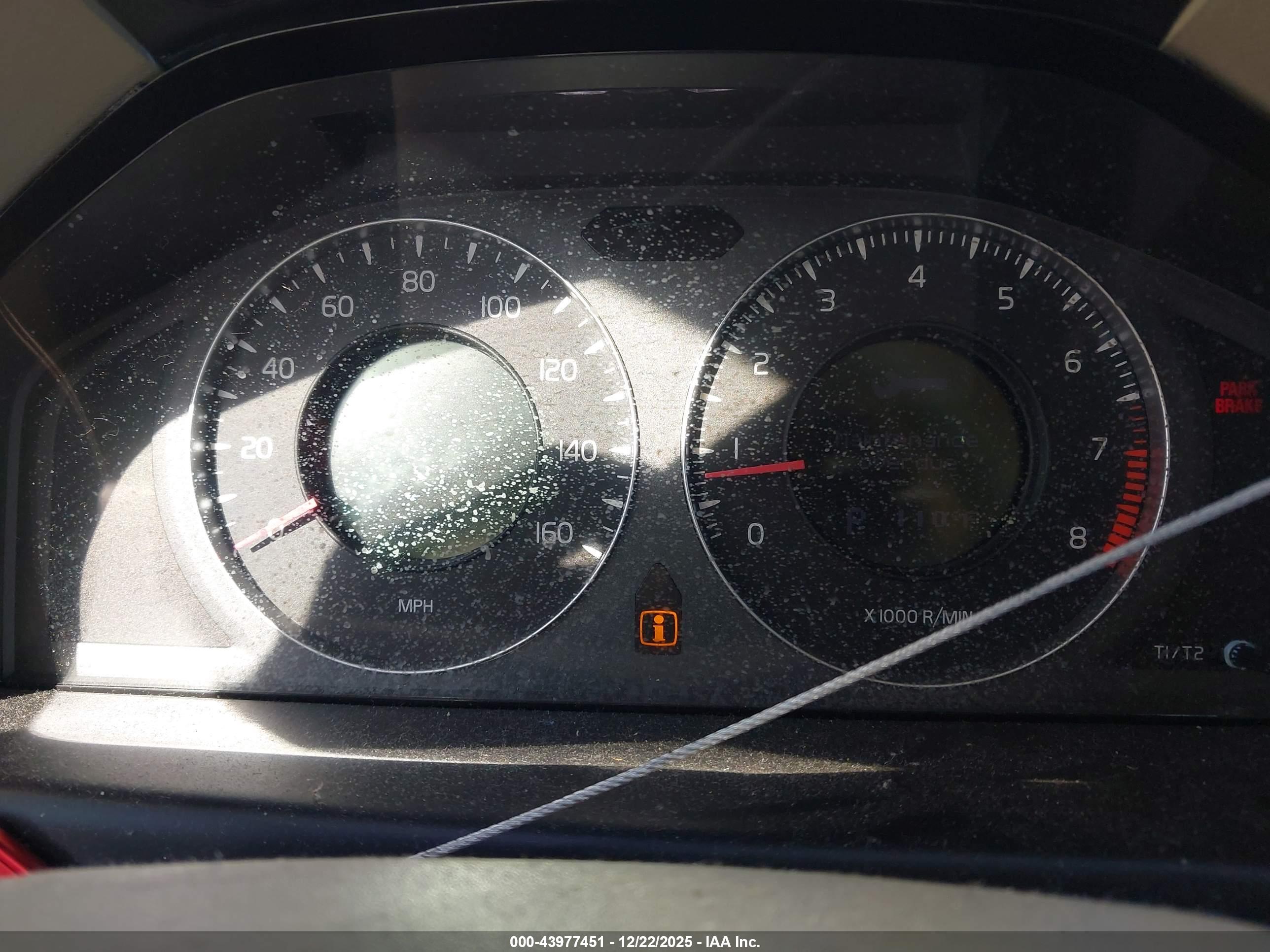 VOLVO S80 image 7