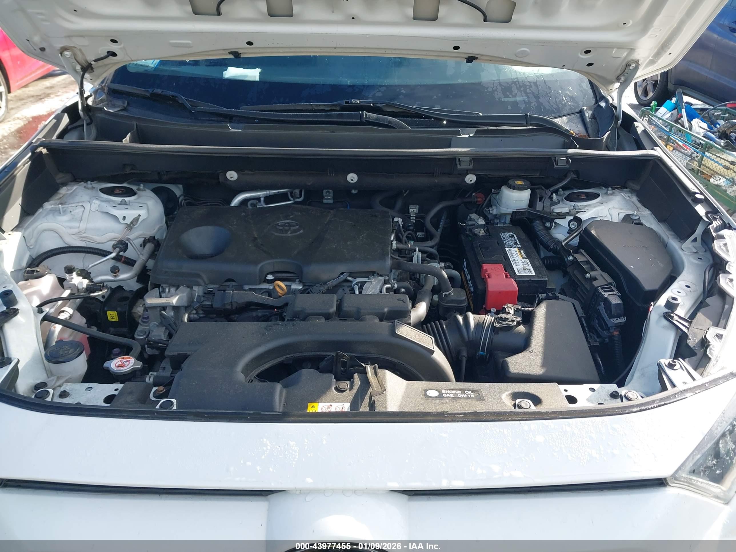 TOYOTA RAV4 image 10