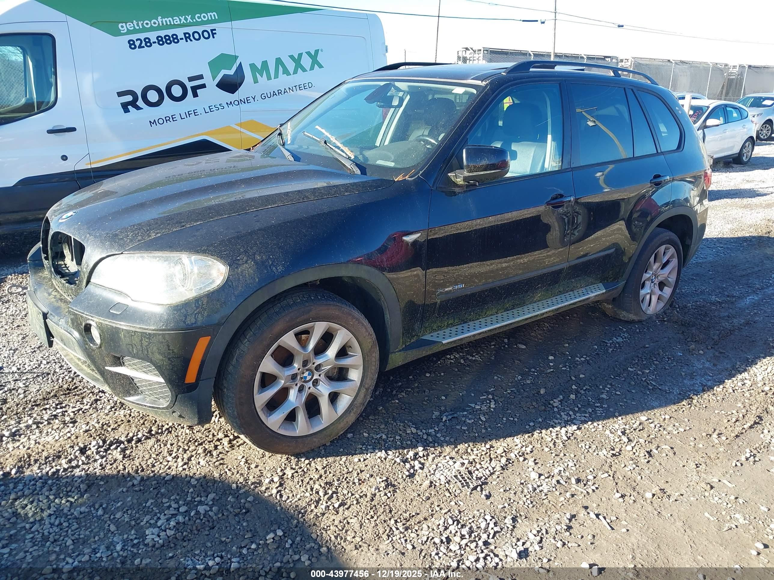 BMW X5 image 2