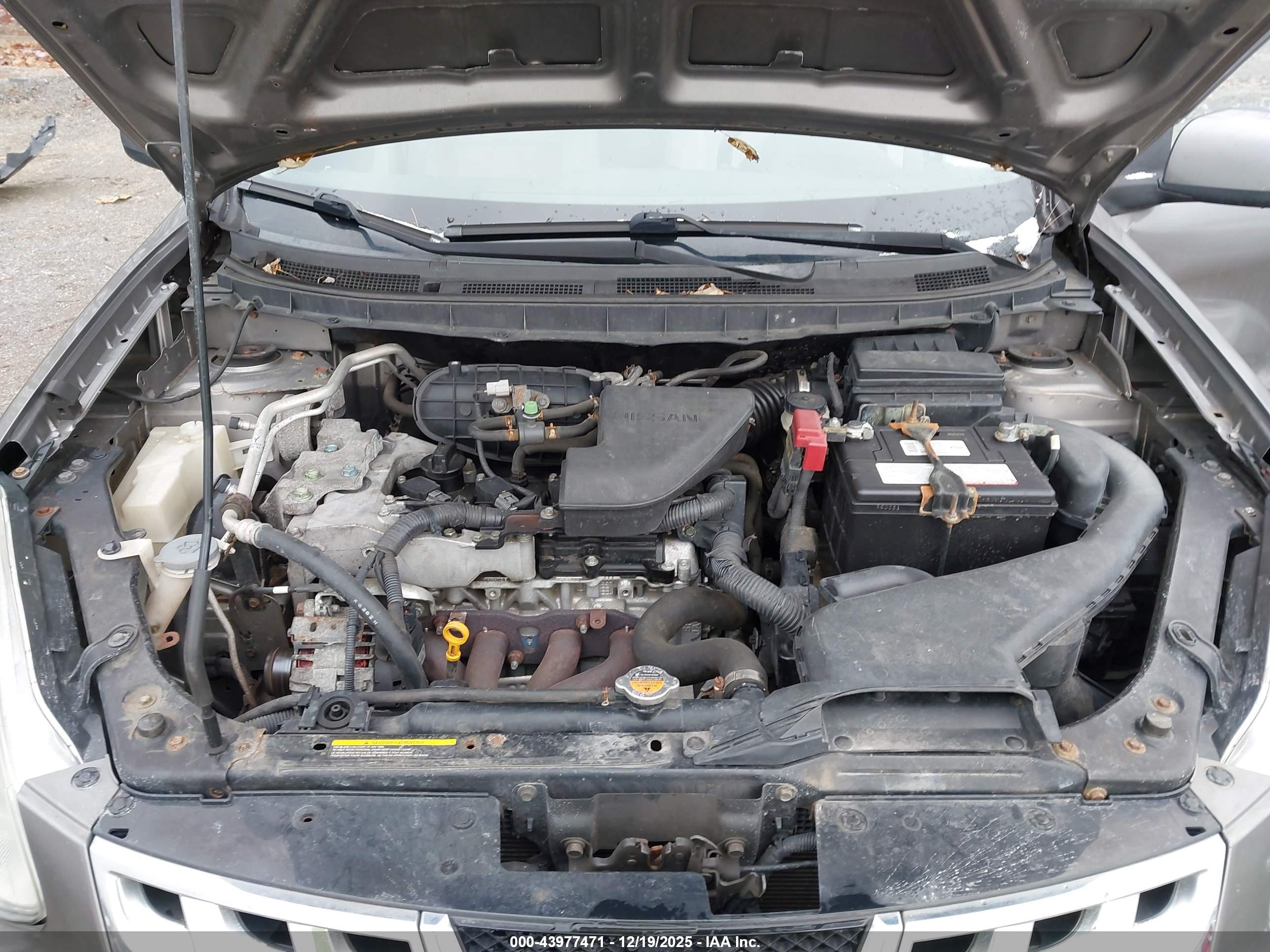 NISSAN ROGUE image 10