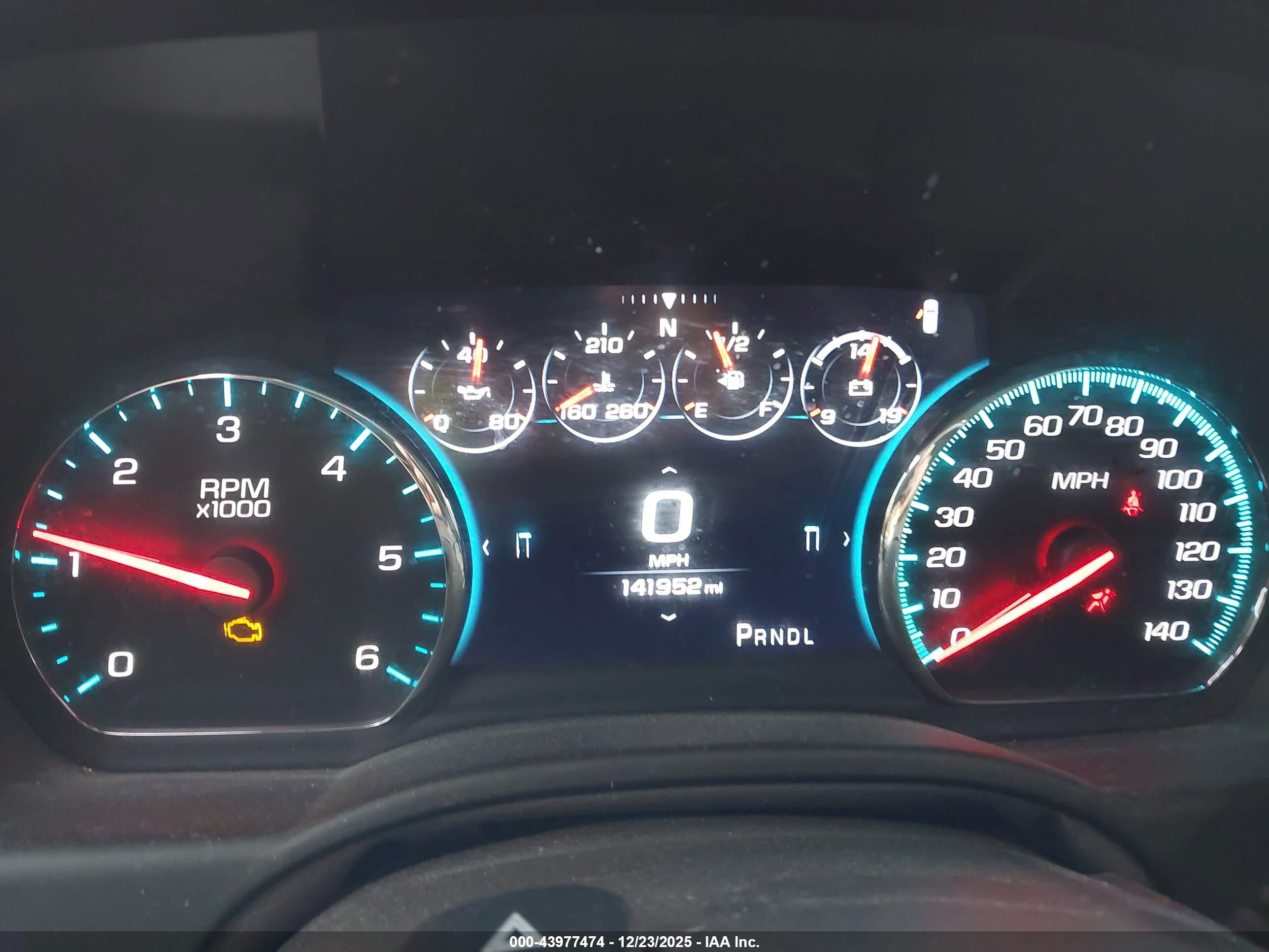 CHEVROLET TAHOE image 7
