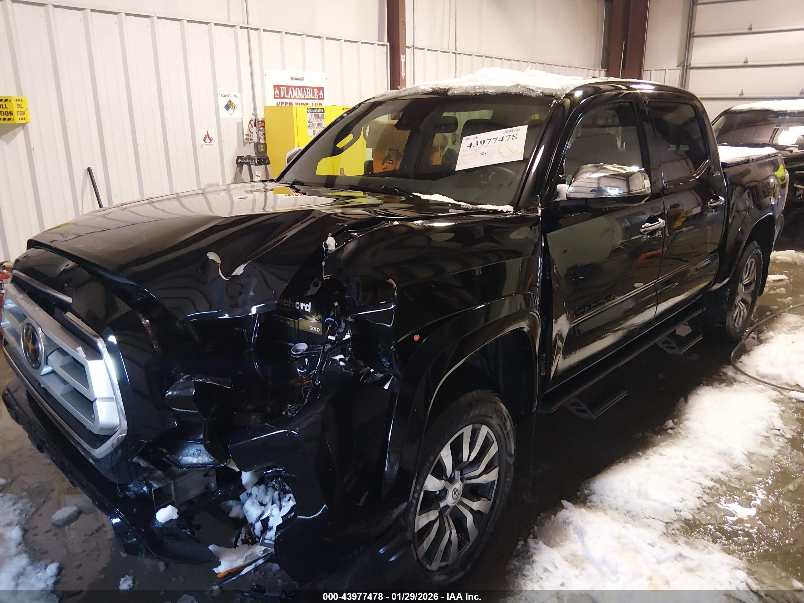 TOYOTA TACOMA image 2