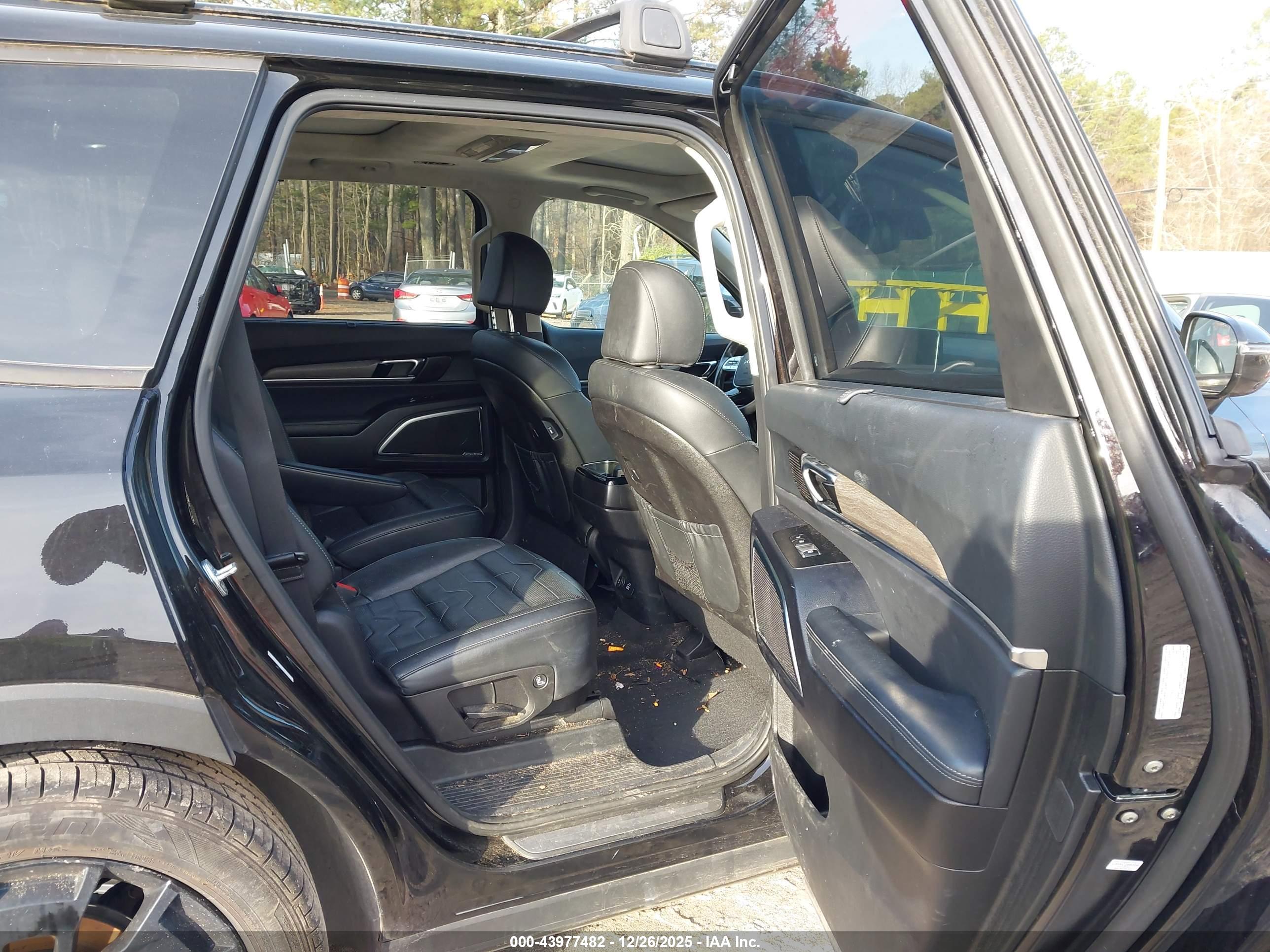 KIA TELLURIDE image 8