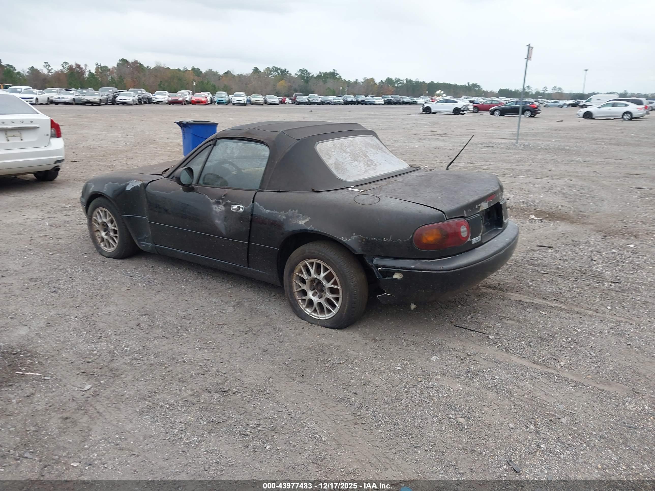 MAZDA MX-5 image 3