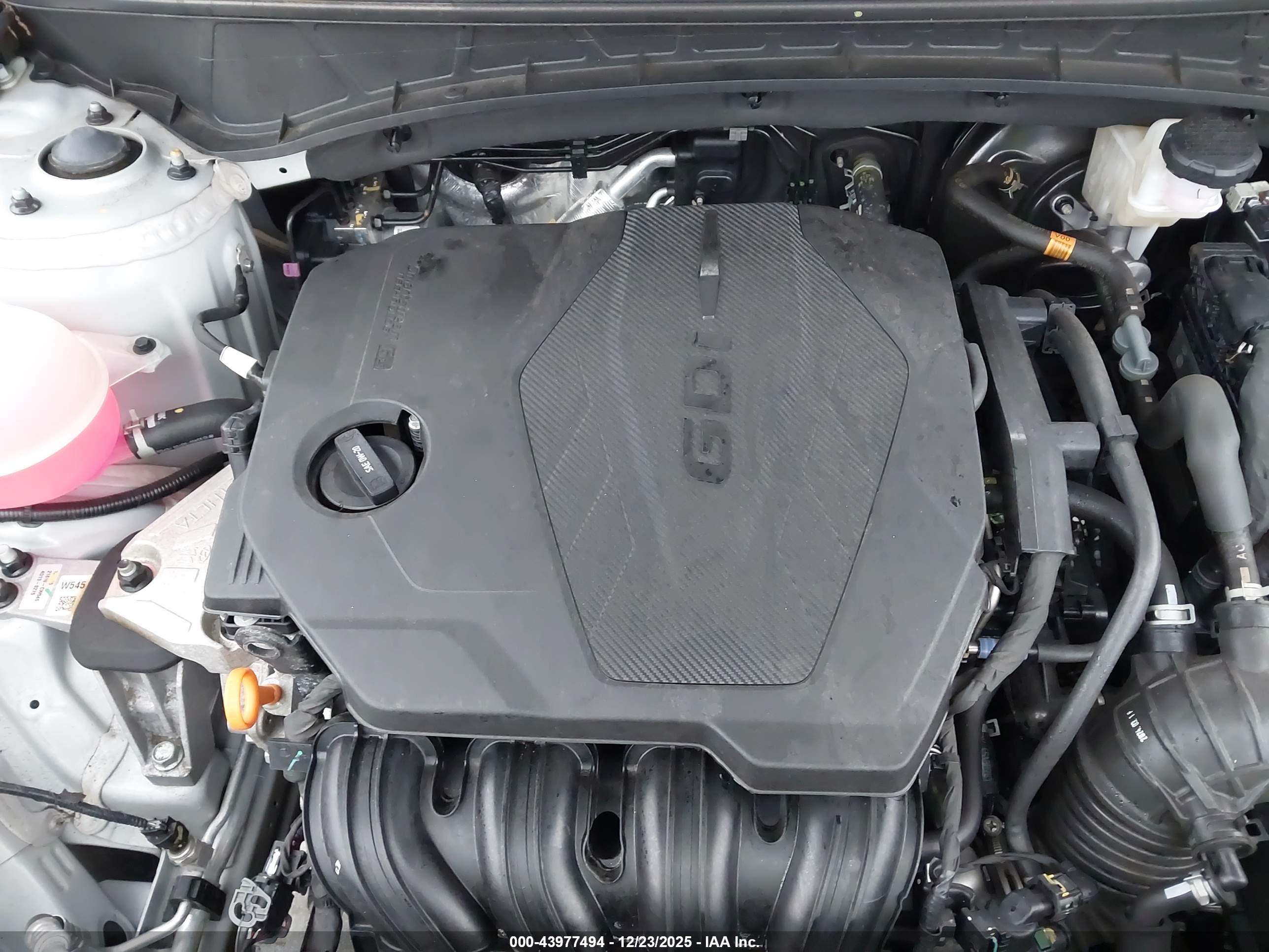 HYUNDAI TUCSON image 10