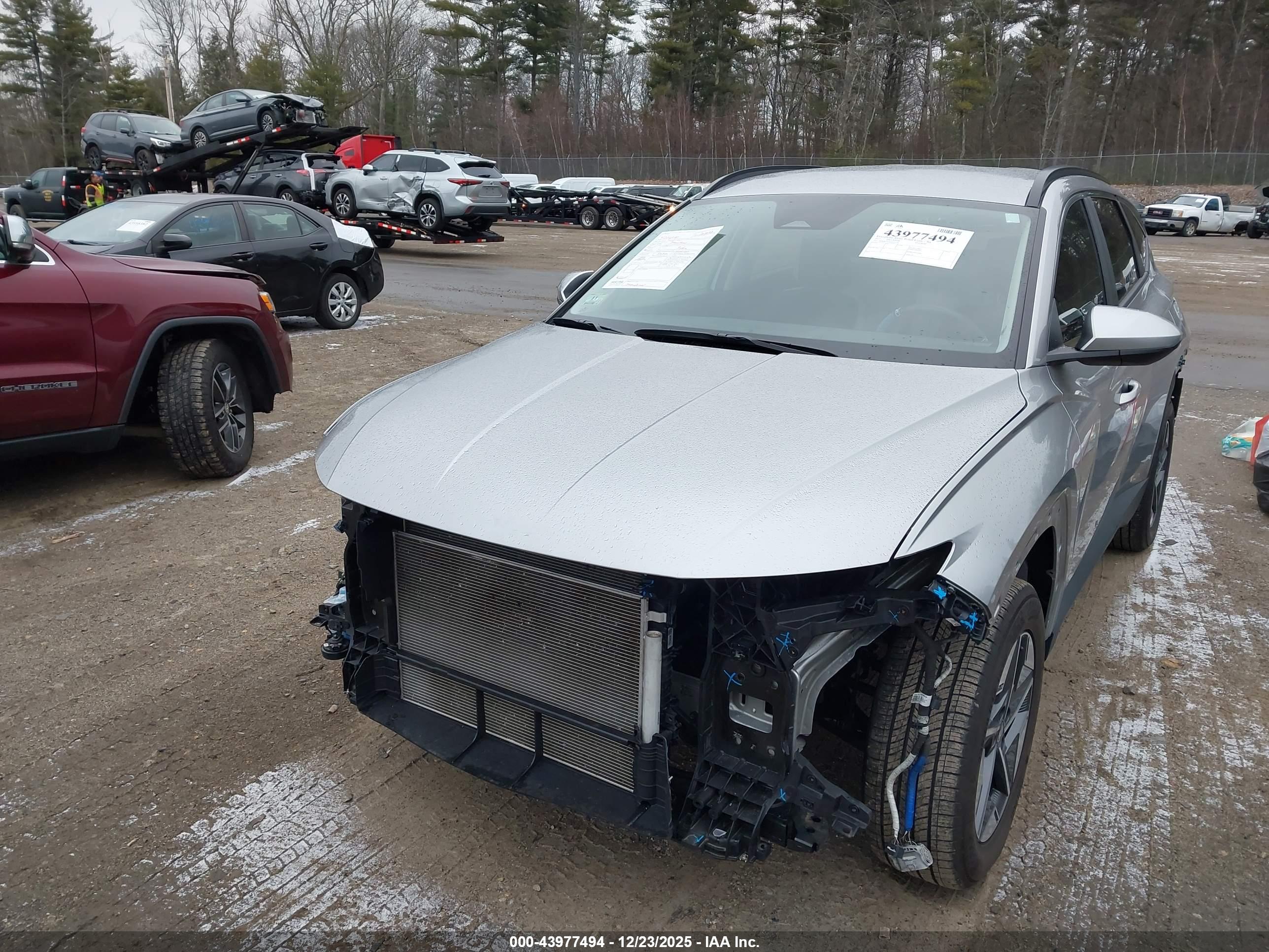 HYUNDAI TUCSON image 2