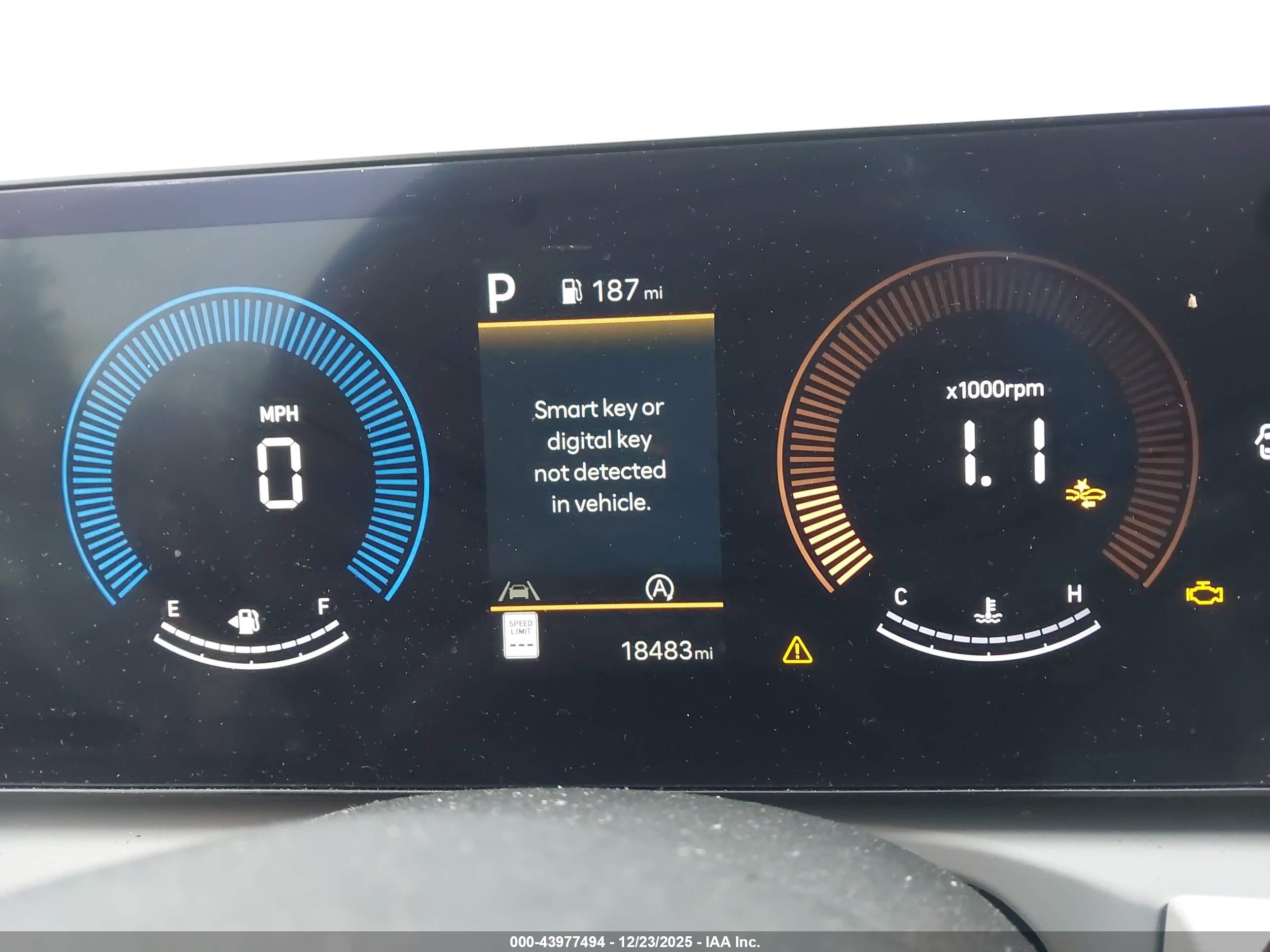 HYUNDAI TUCSON image 7