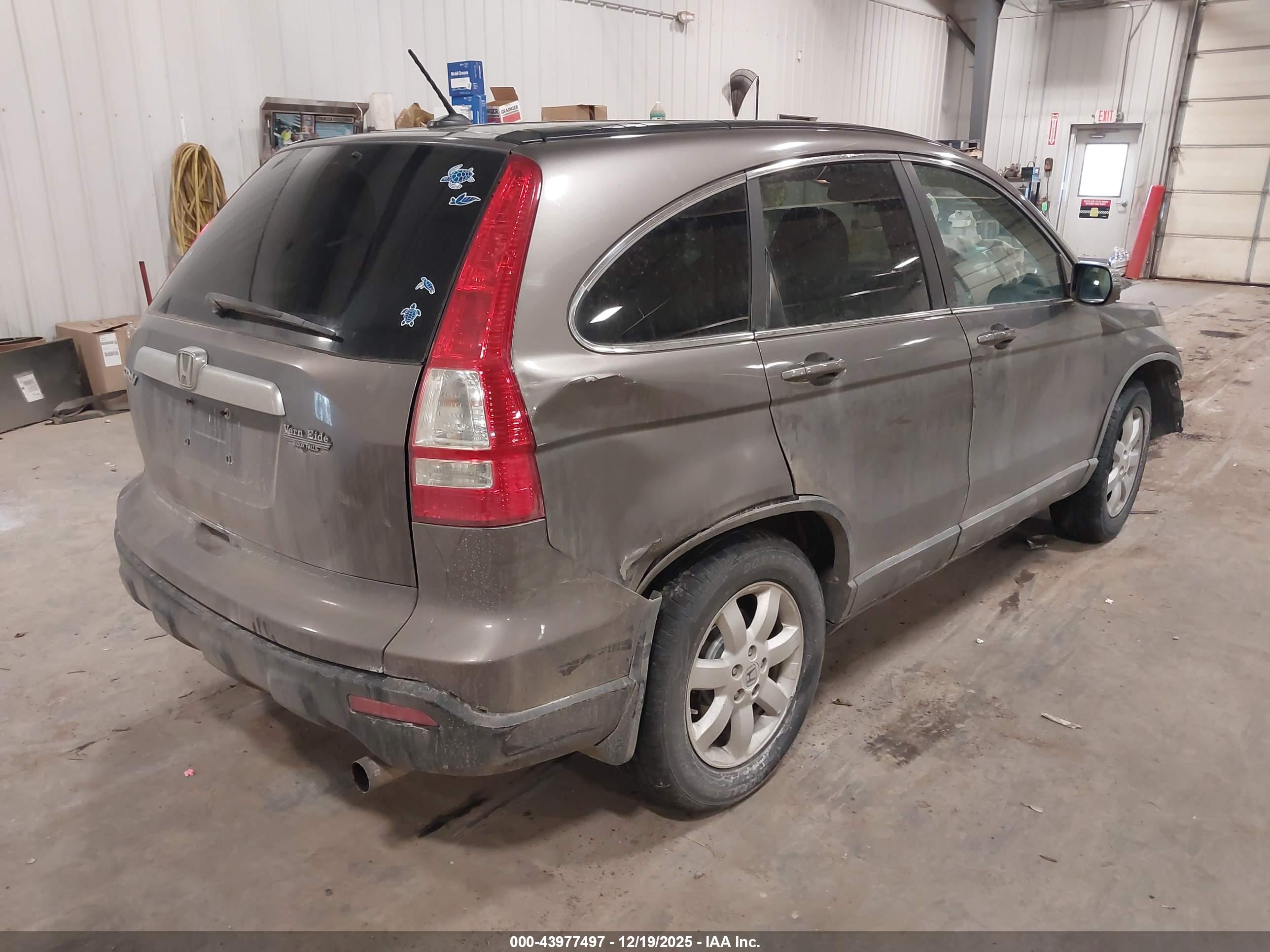 HONDA CR-V image 4
