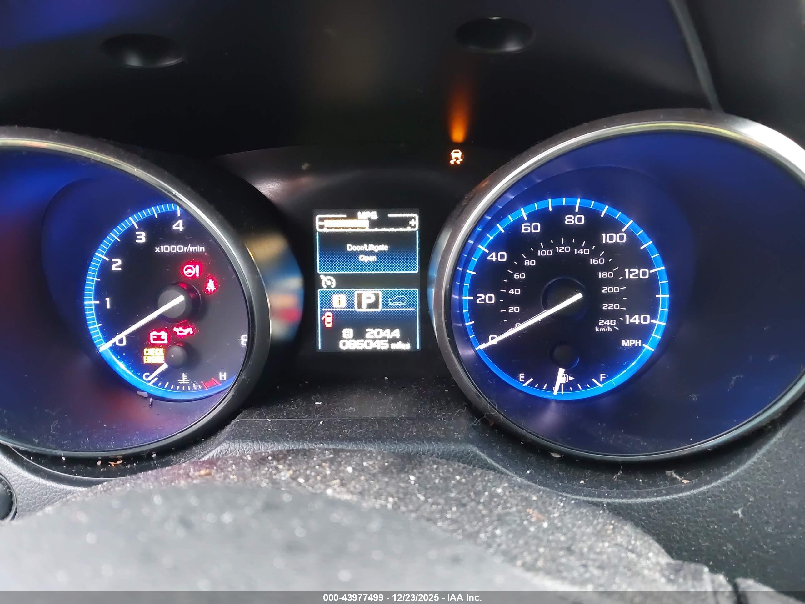 SUBARU OUTBACK image 7