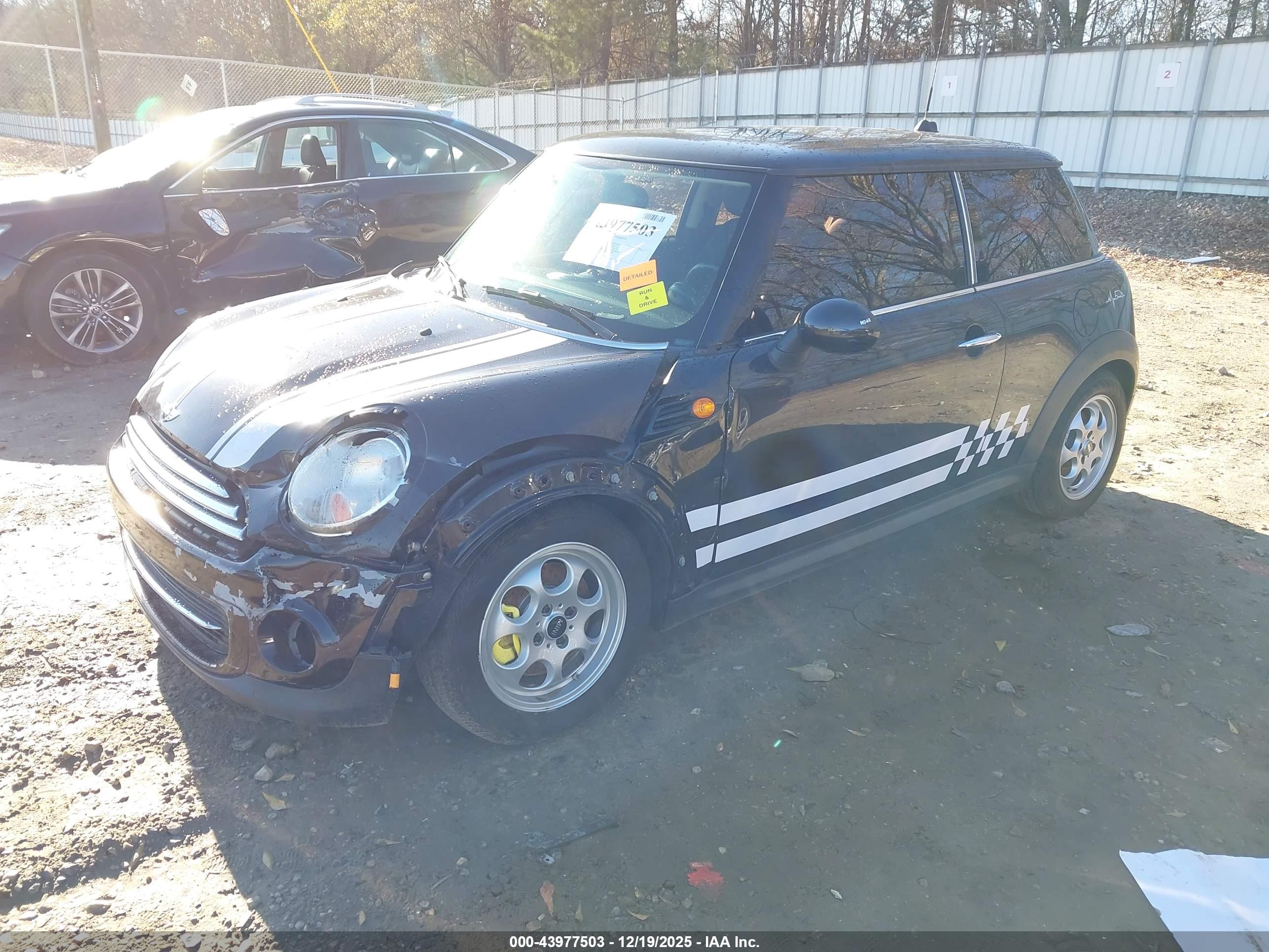 MINI HARDTOP image 2
