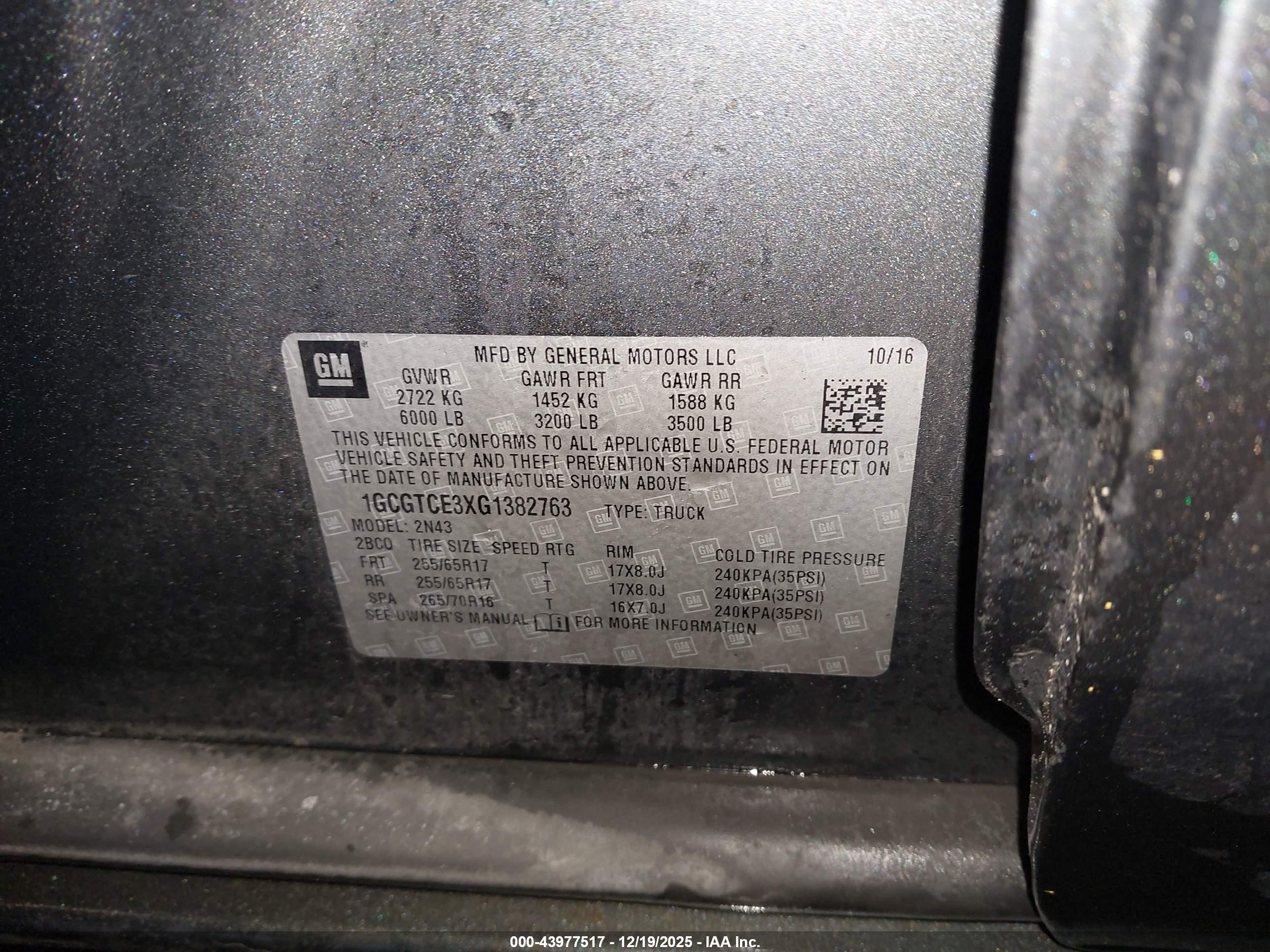 CHEVROLET COLORADO image 9