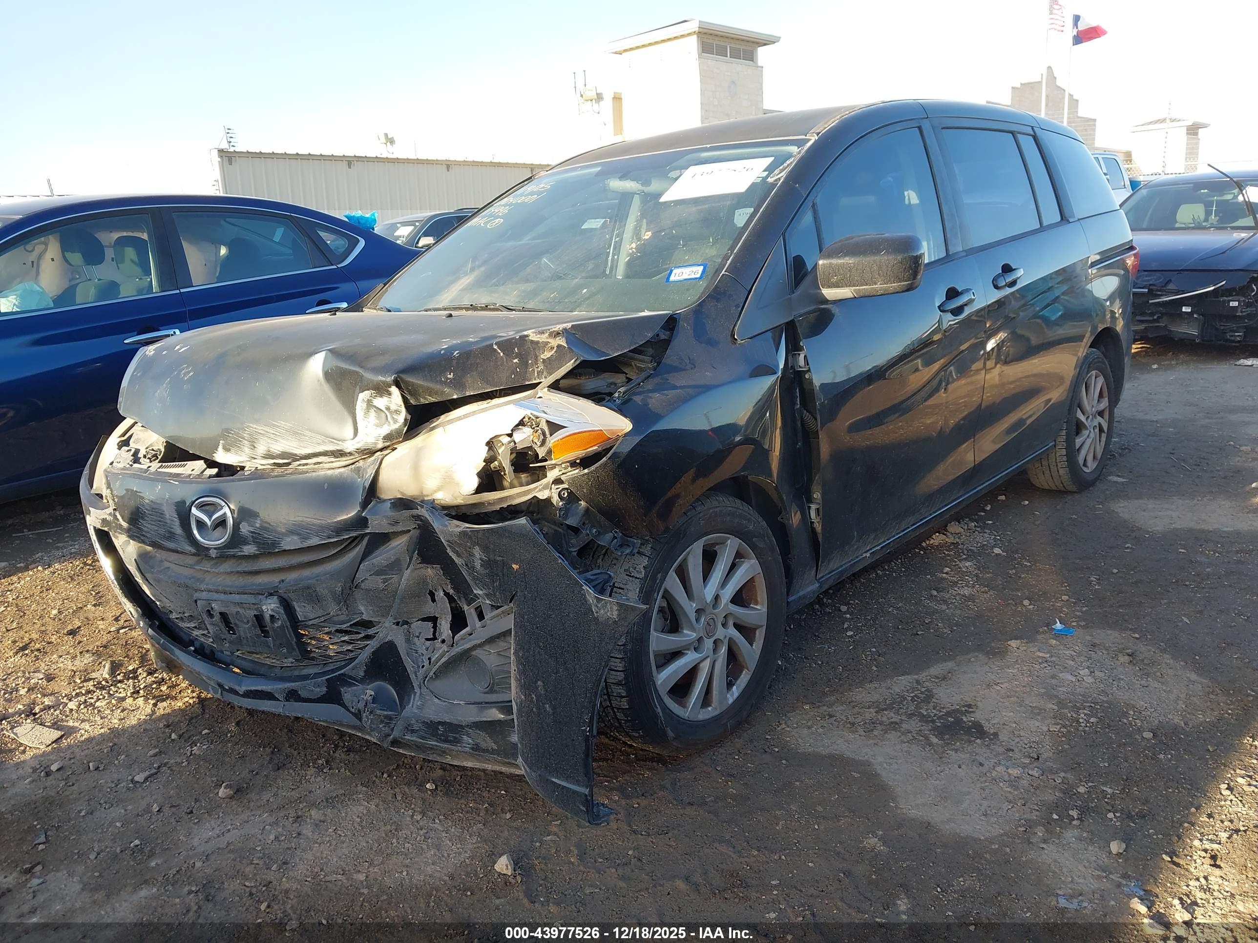 MAZDA MAZDA5 image 2