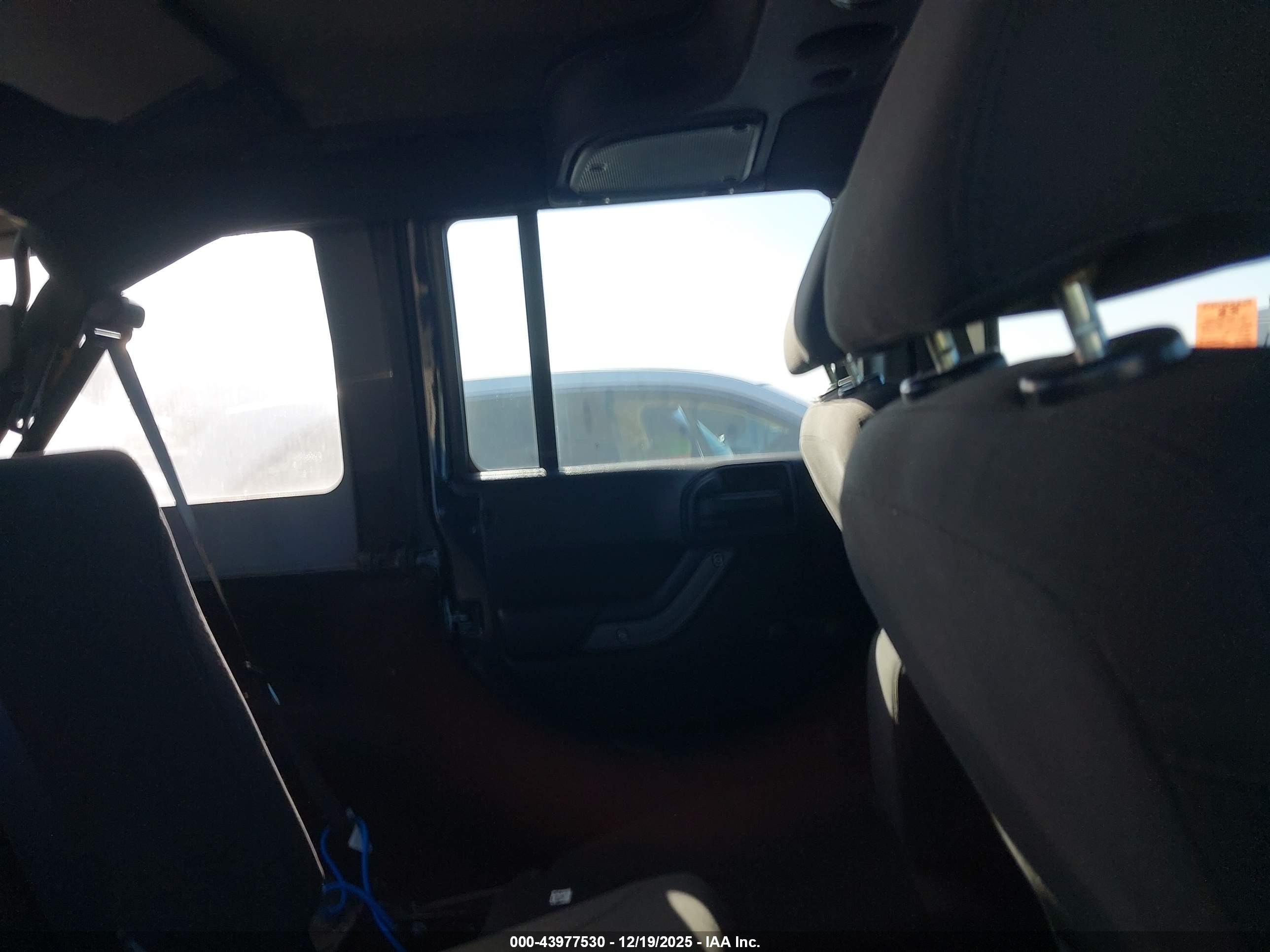 JEEP WRANGLER image 8