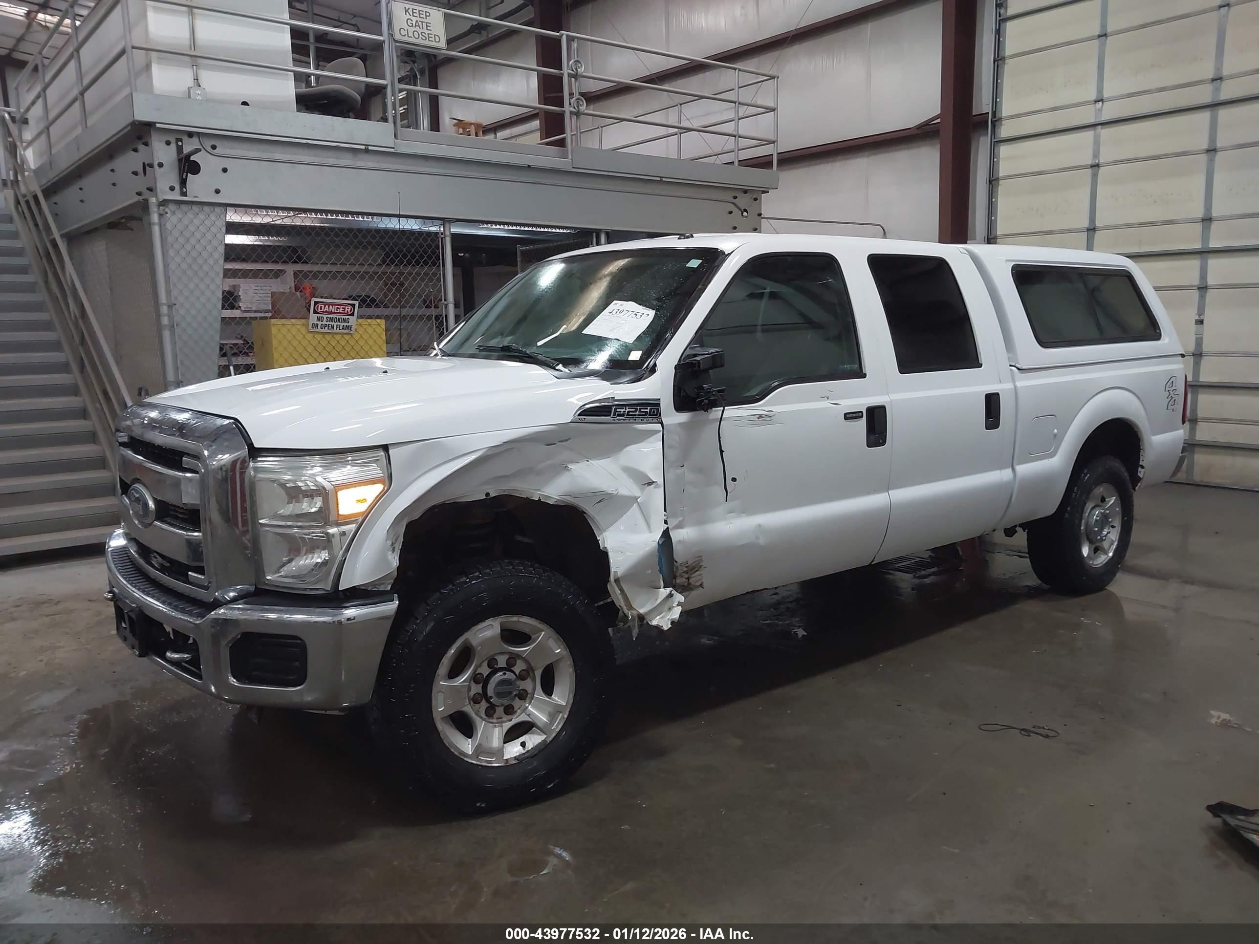 FORD F-250 image 2