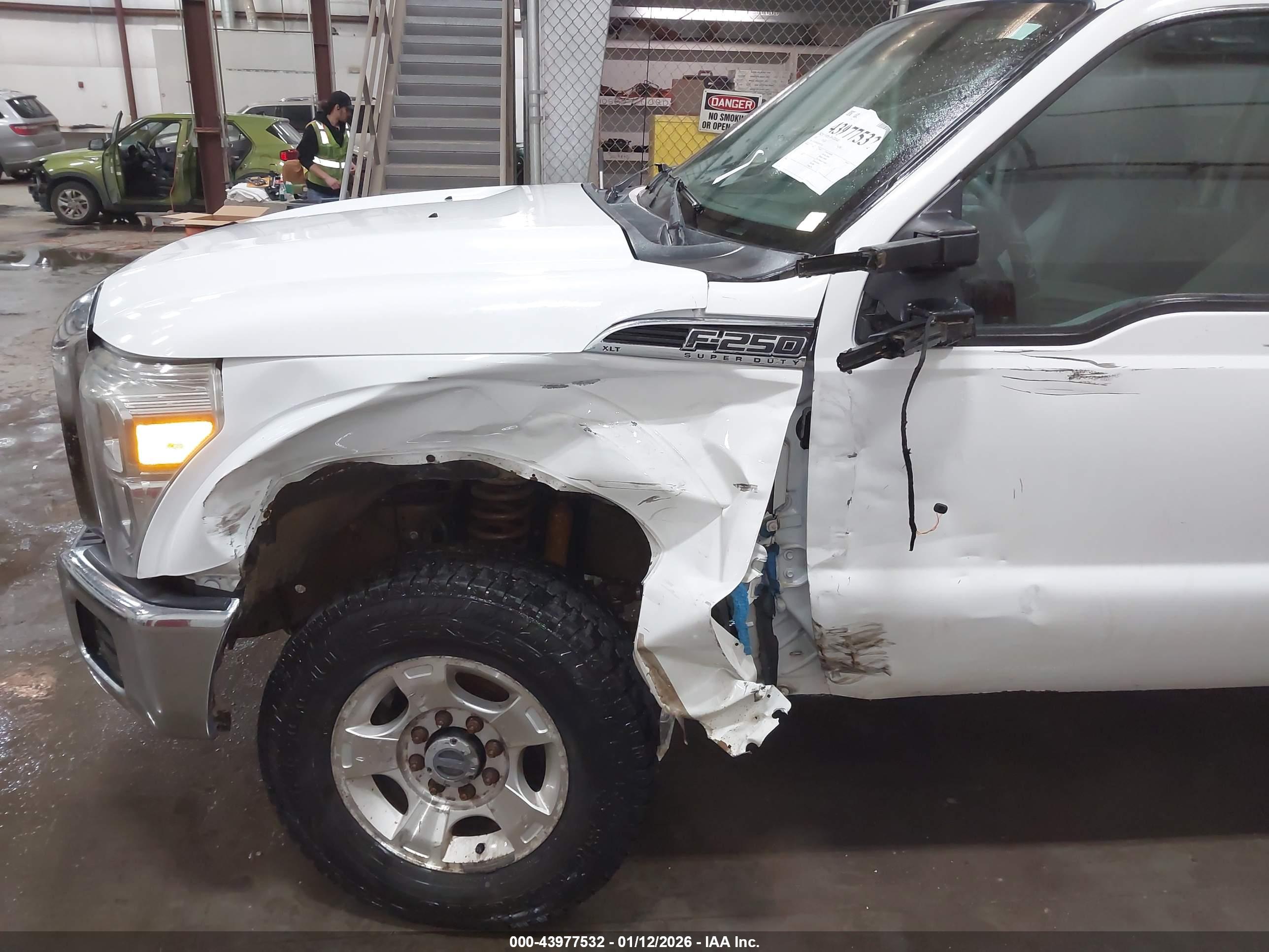 FORD F-250 image 6