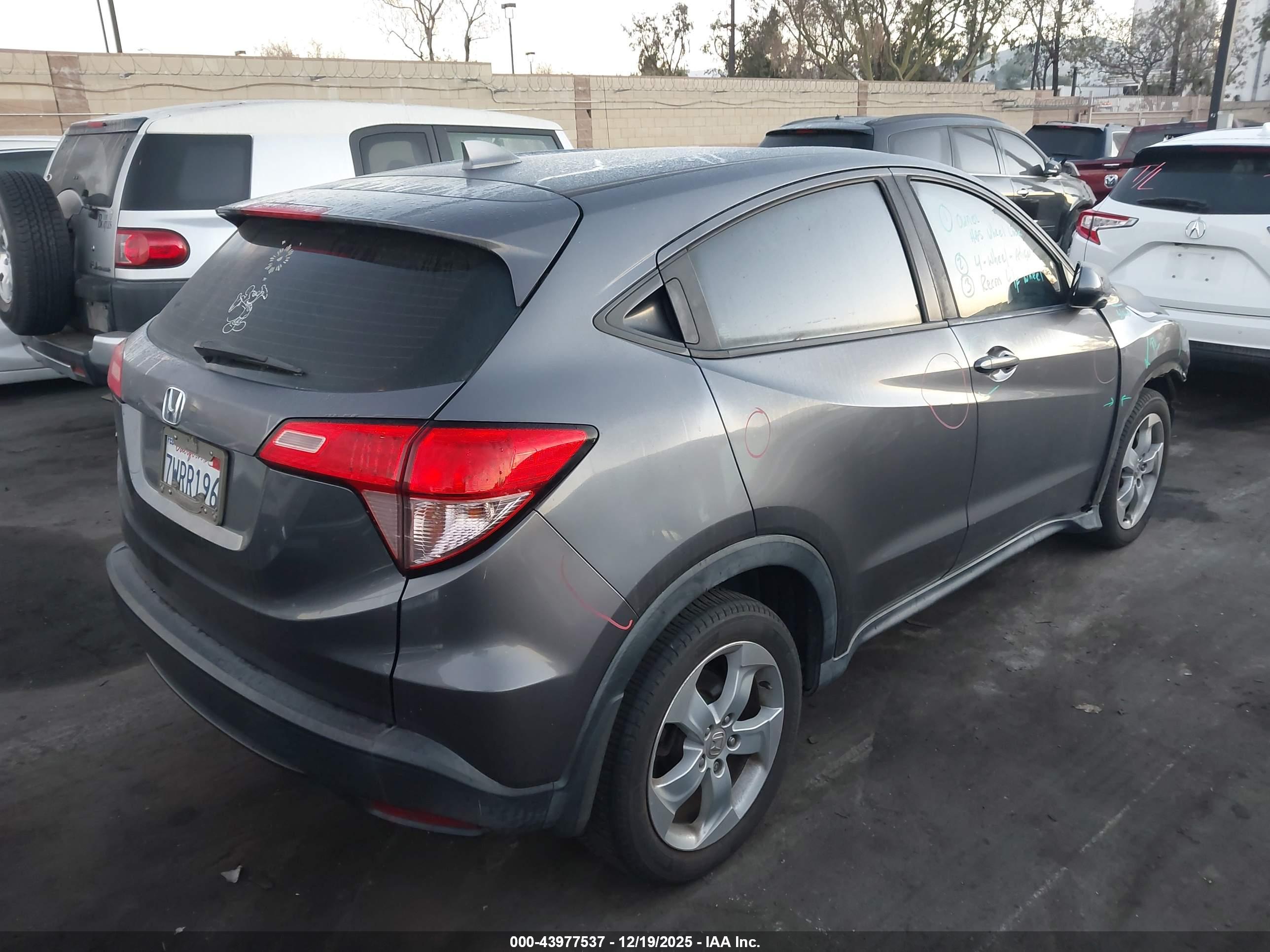 HONDA HR-V image 4