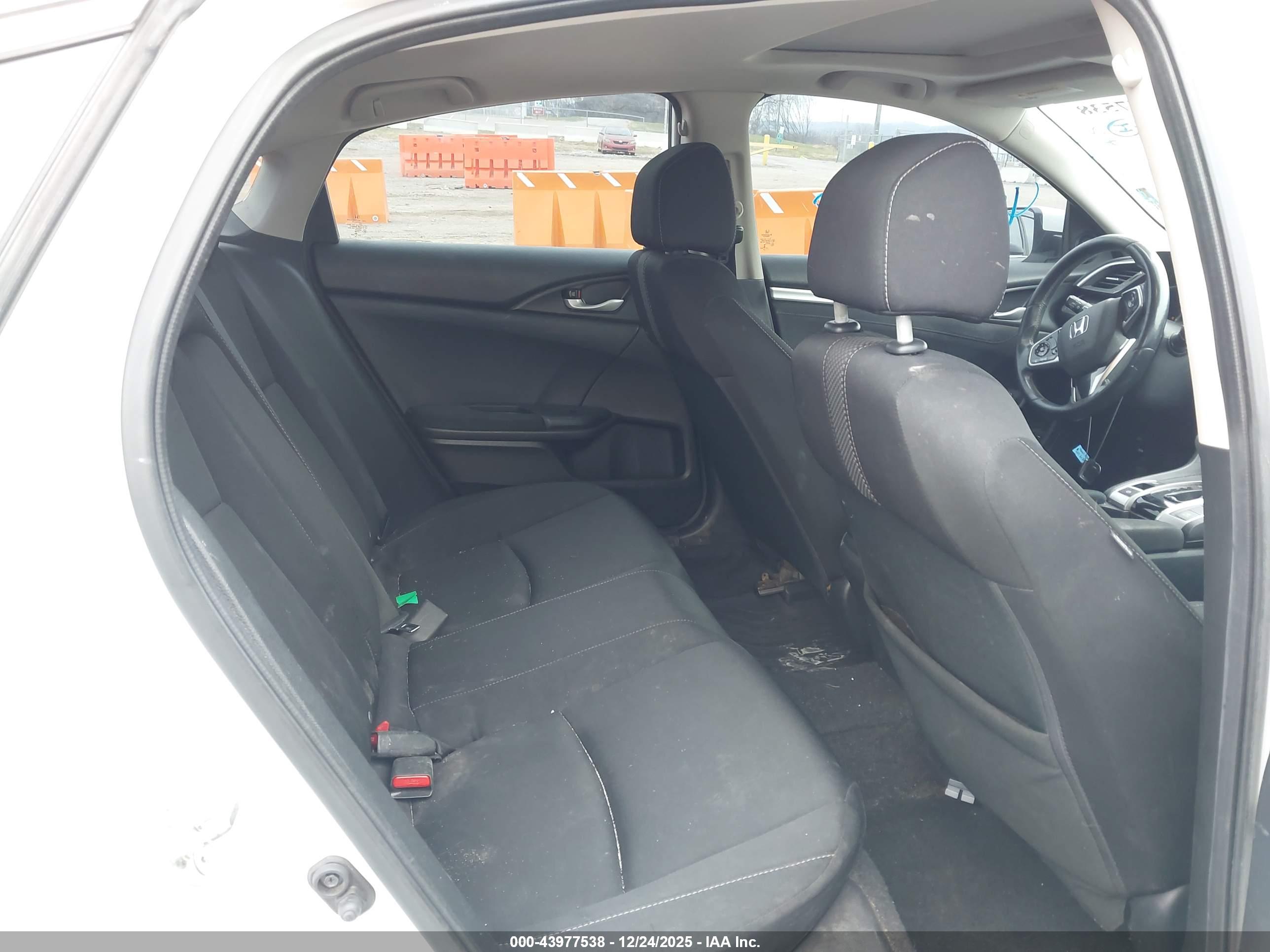 HONDA CIVIC image 8