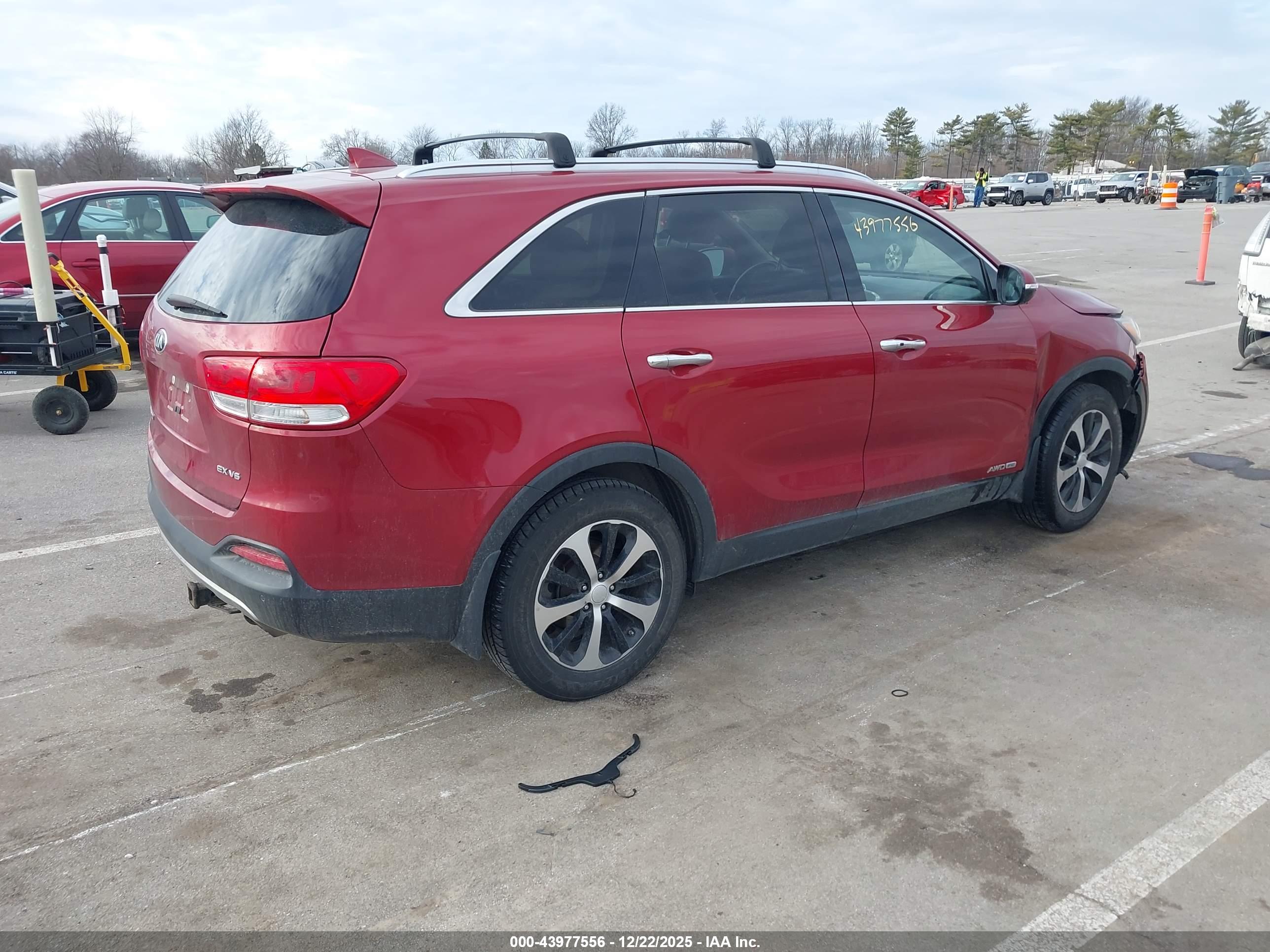 KIA SORENTO image 4