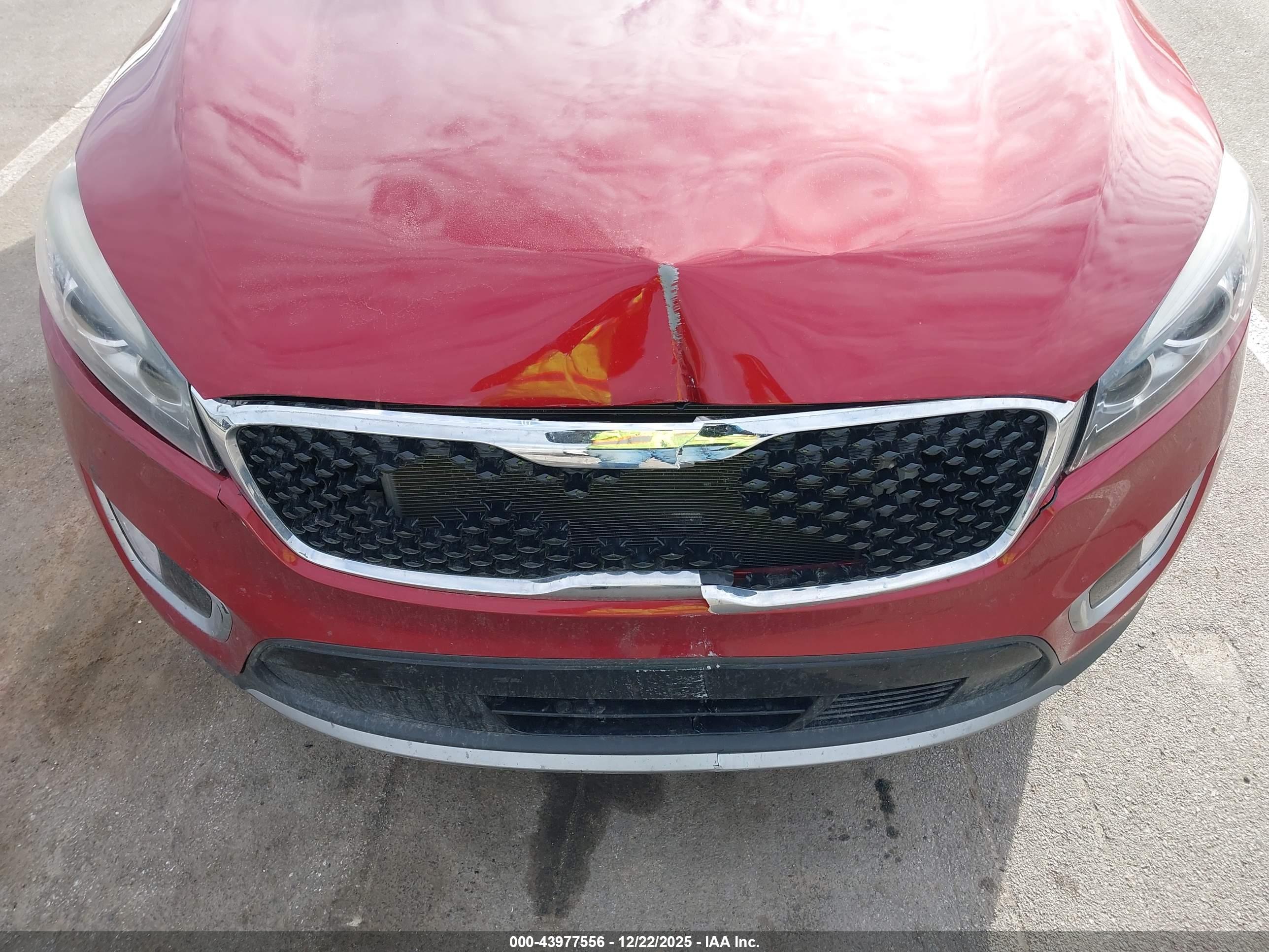 KIA SORENTO image 6