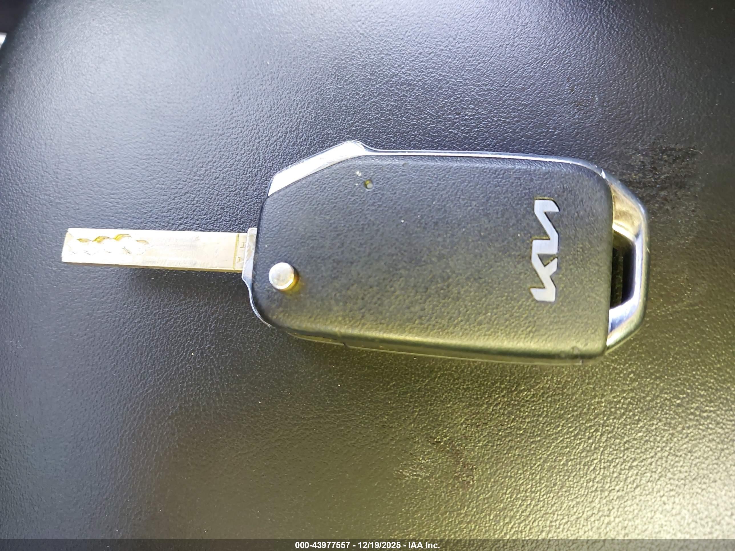 KIA SORENTO image 11