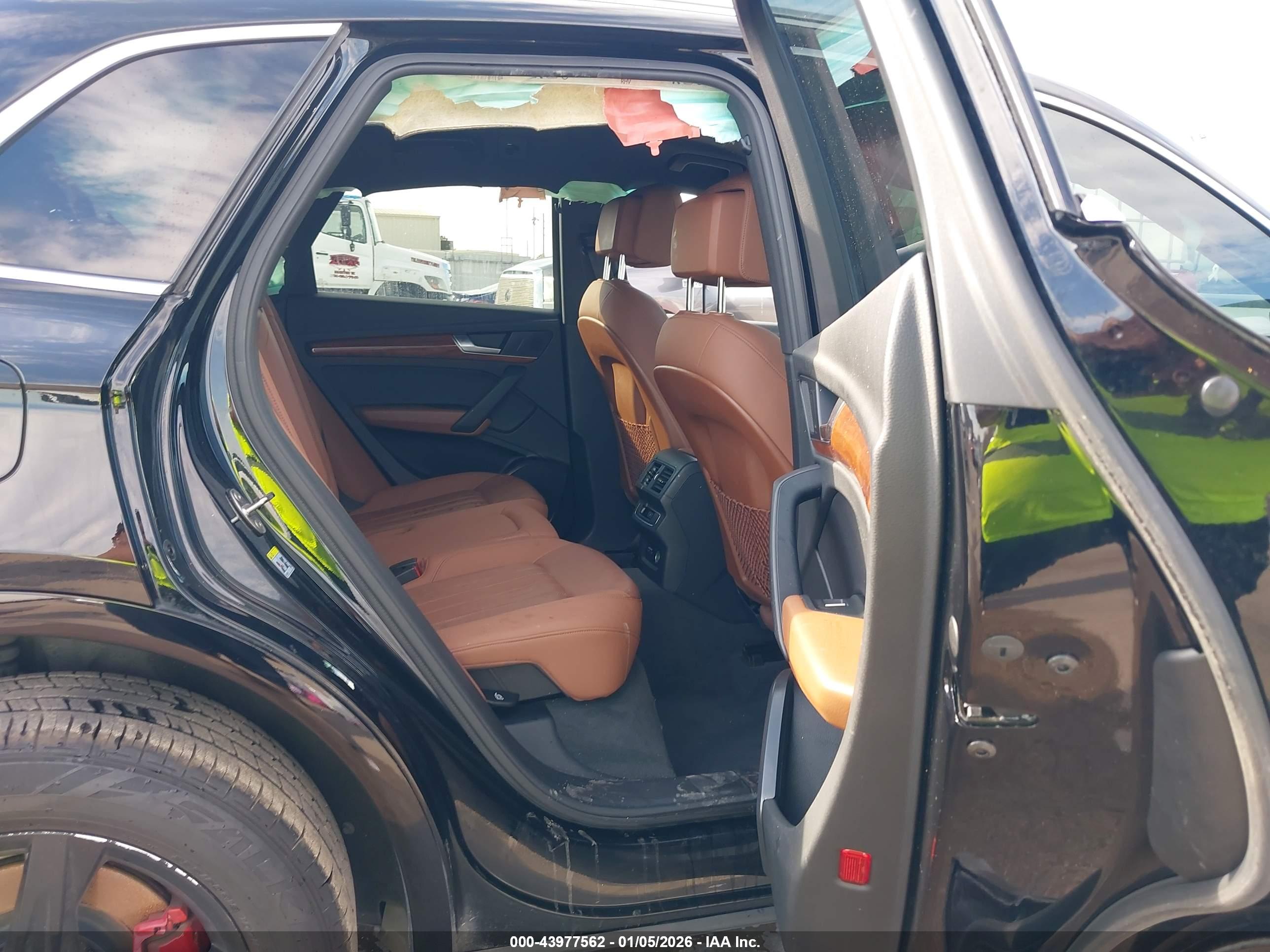 AUDI Q5 image 8