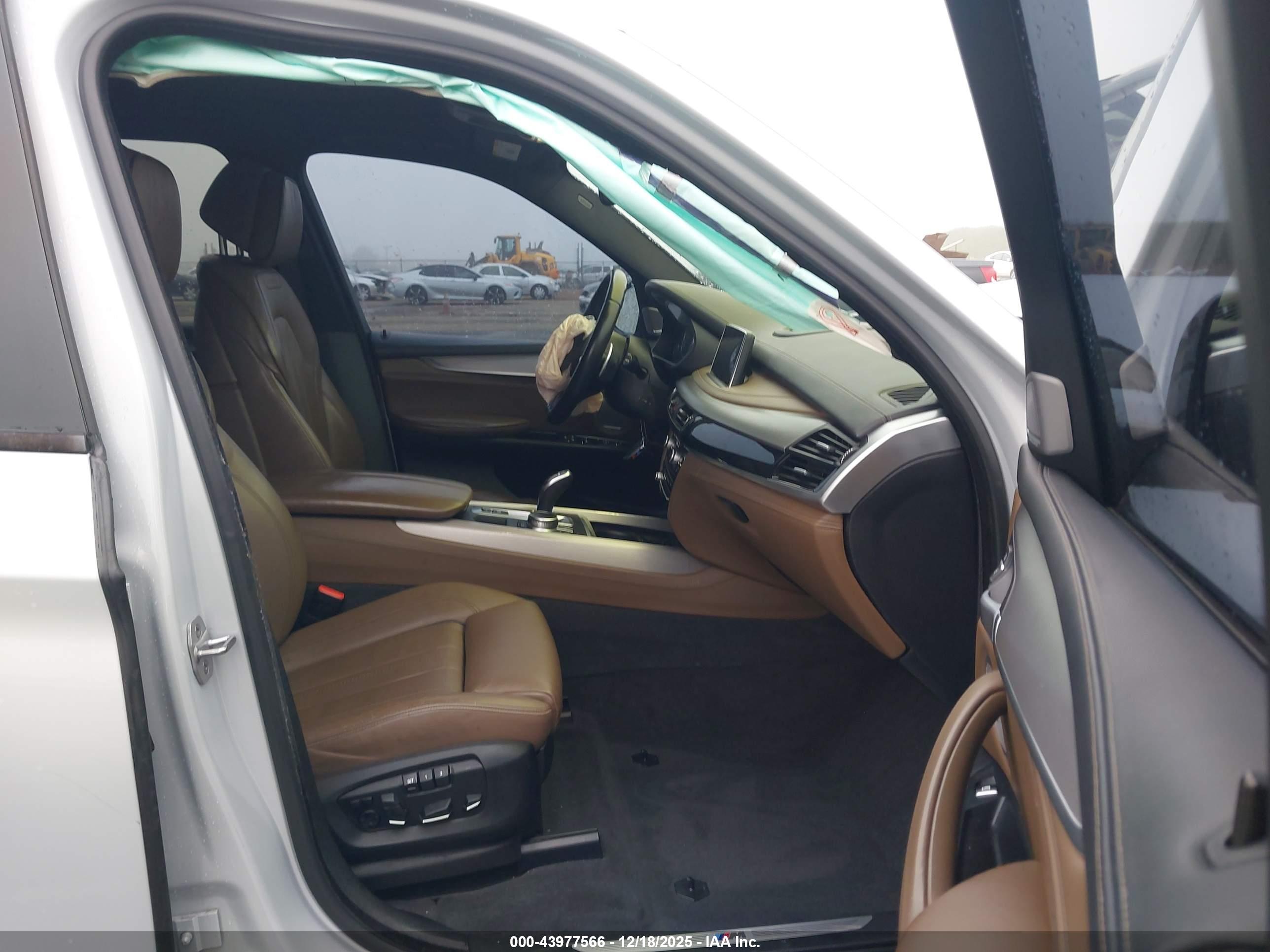 BMW X5 image 5