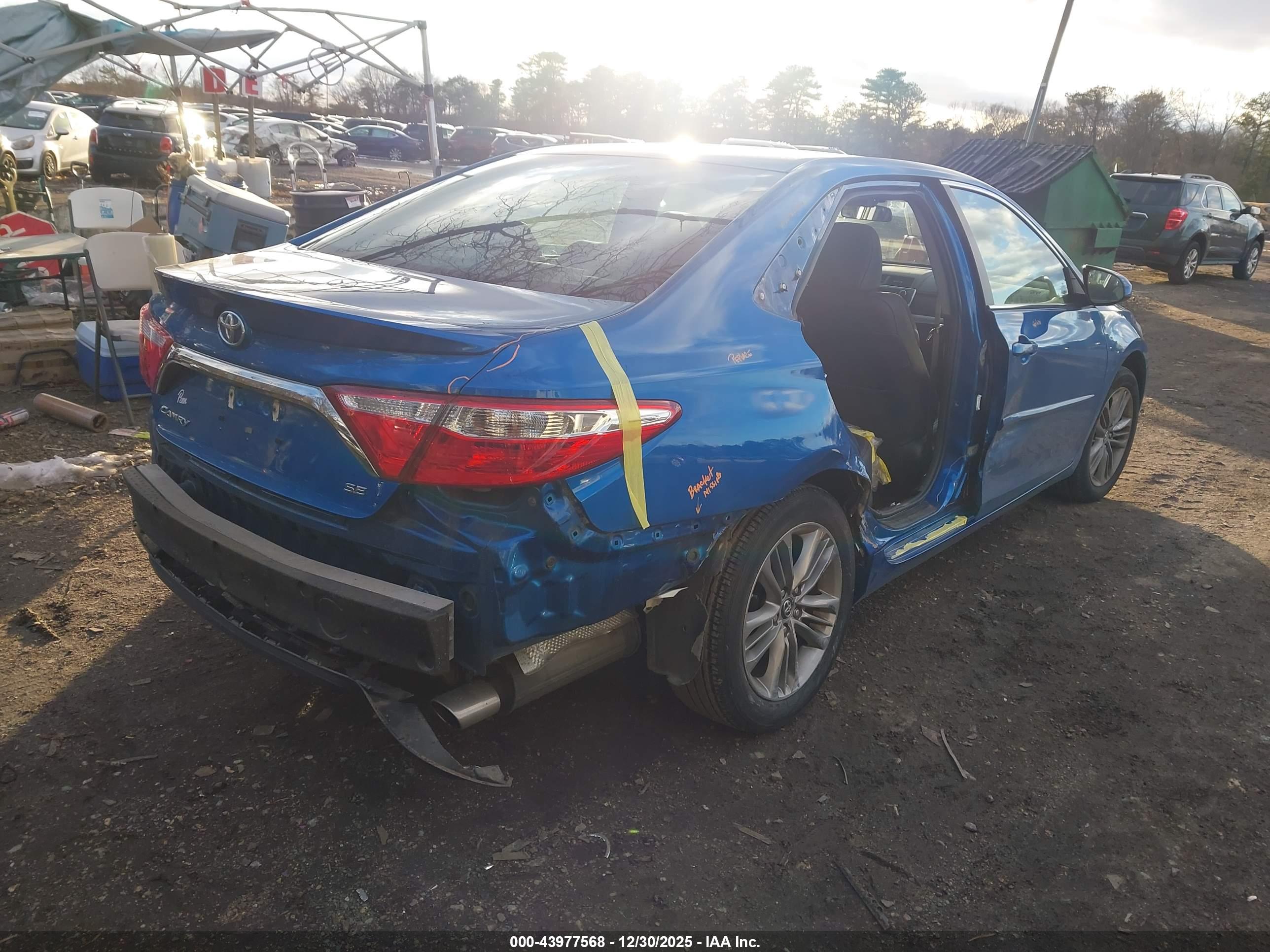 TOYOTA CAMRY image 4