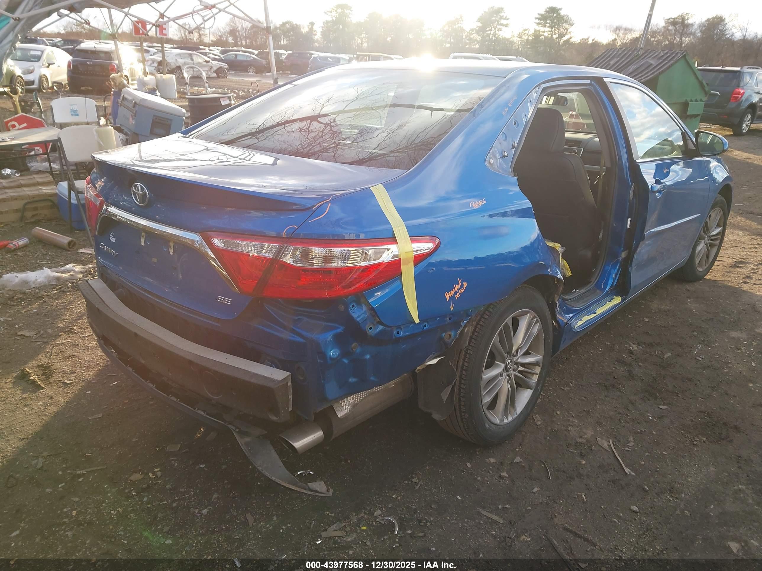 TOYOTA CAMRY image 6