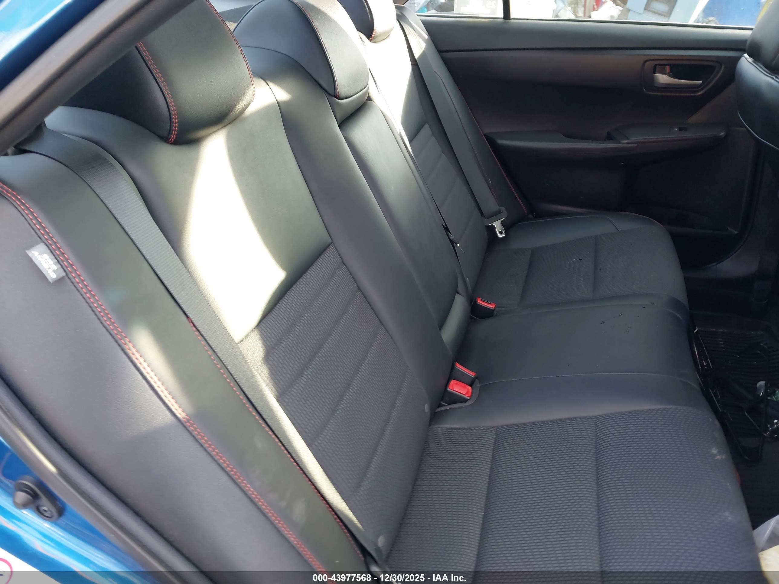 TOYOTA CAMRY image 8