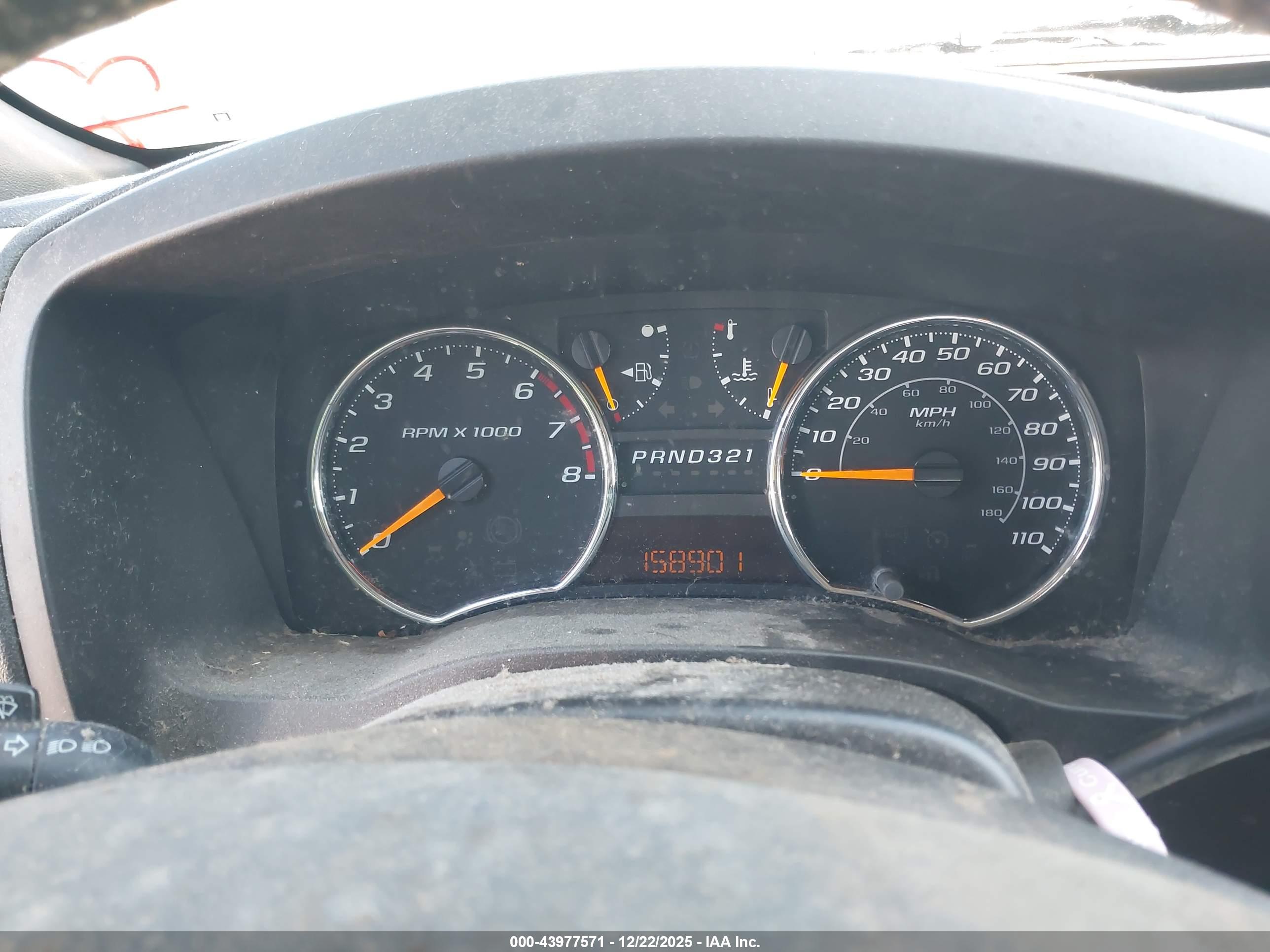 CHEVROLET COLORADO image 7