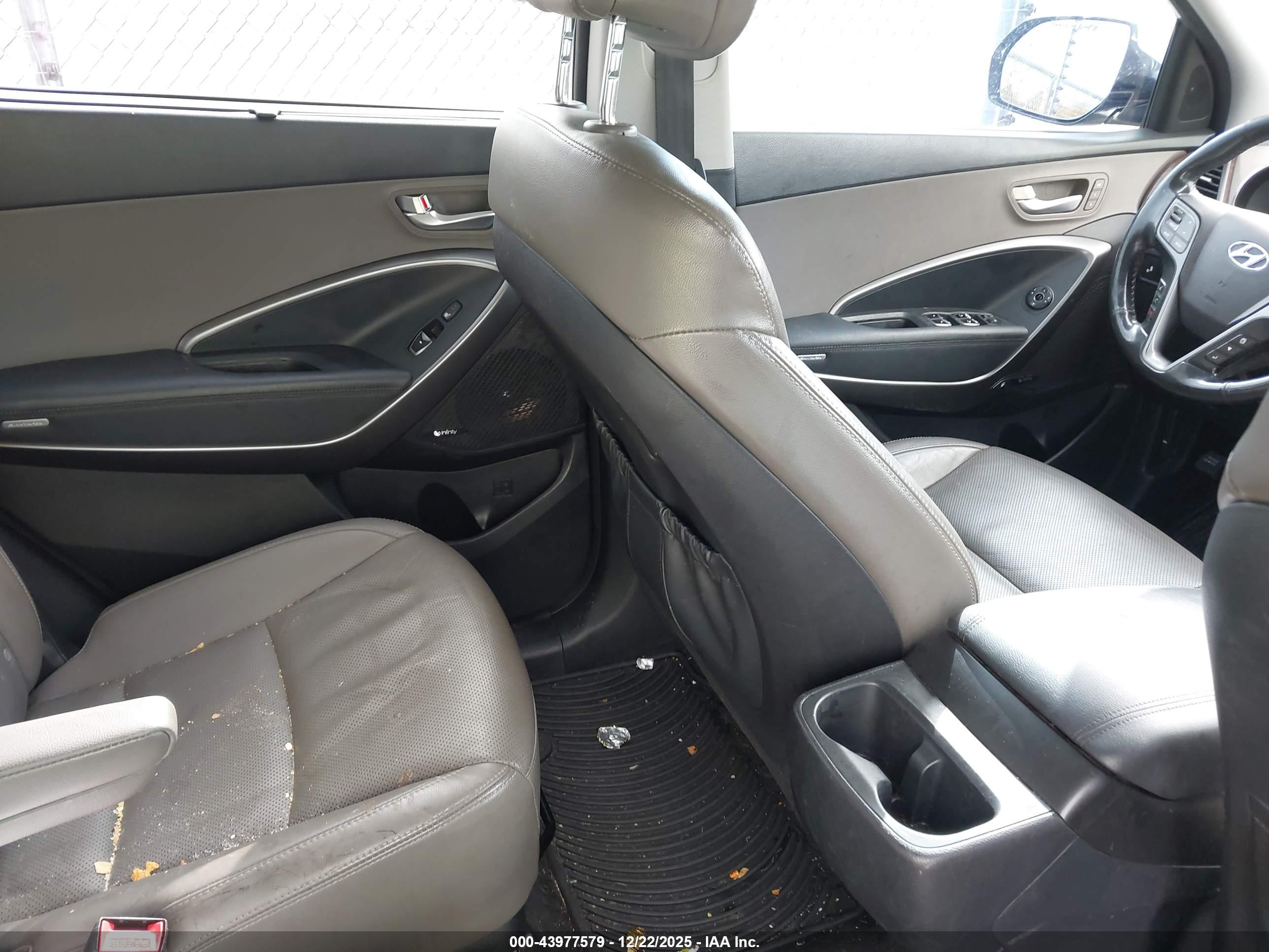 HYUNDAI SANTA image 8