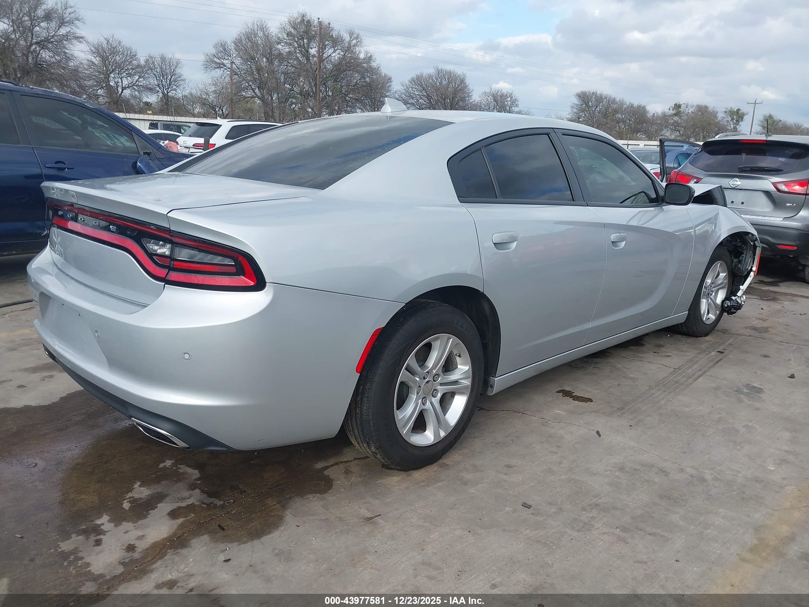 DODGE CHARGER image 4
