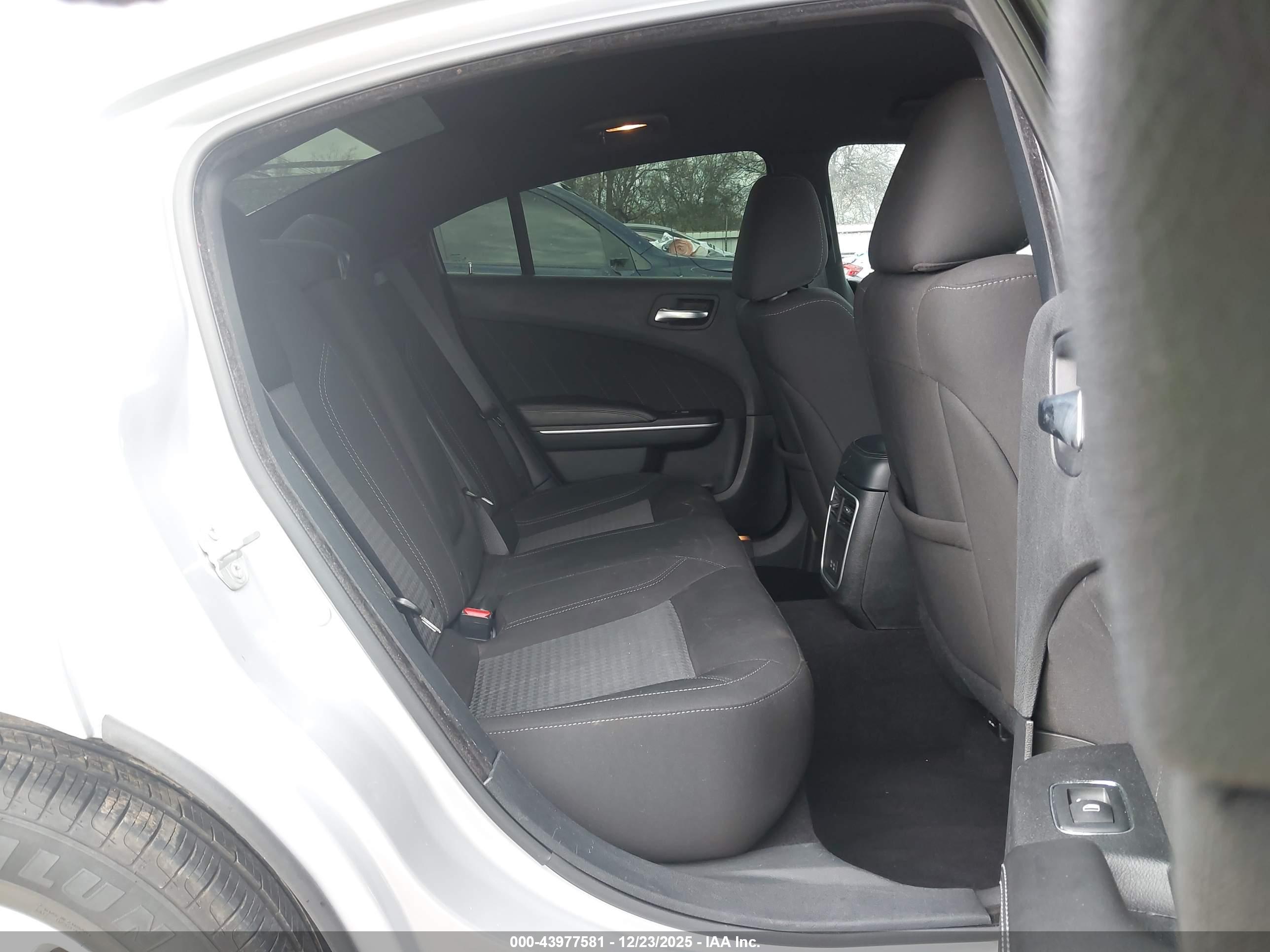 DODGE CHARGER image 8
