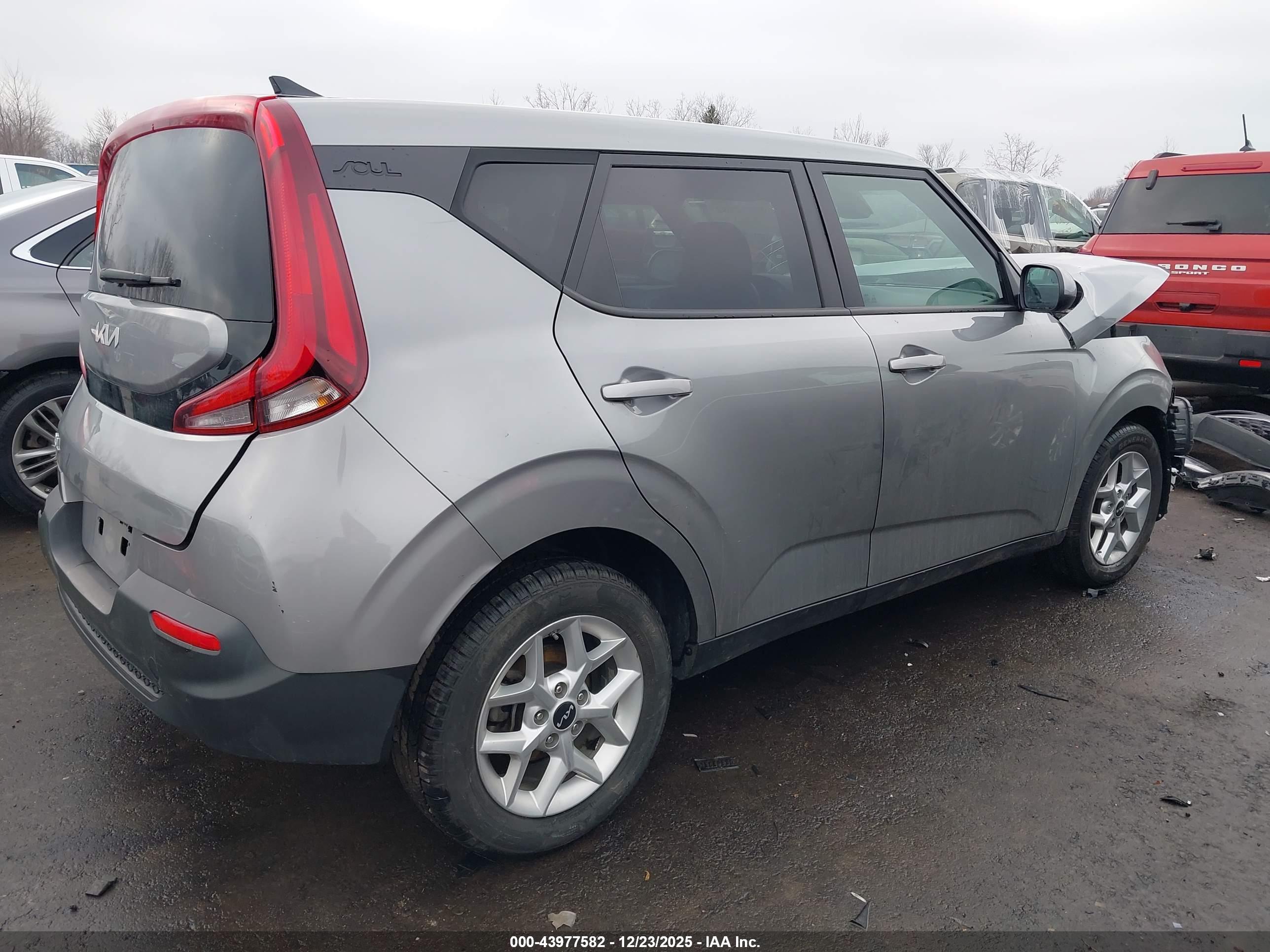 KIA SOUL image 4
