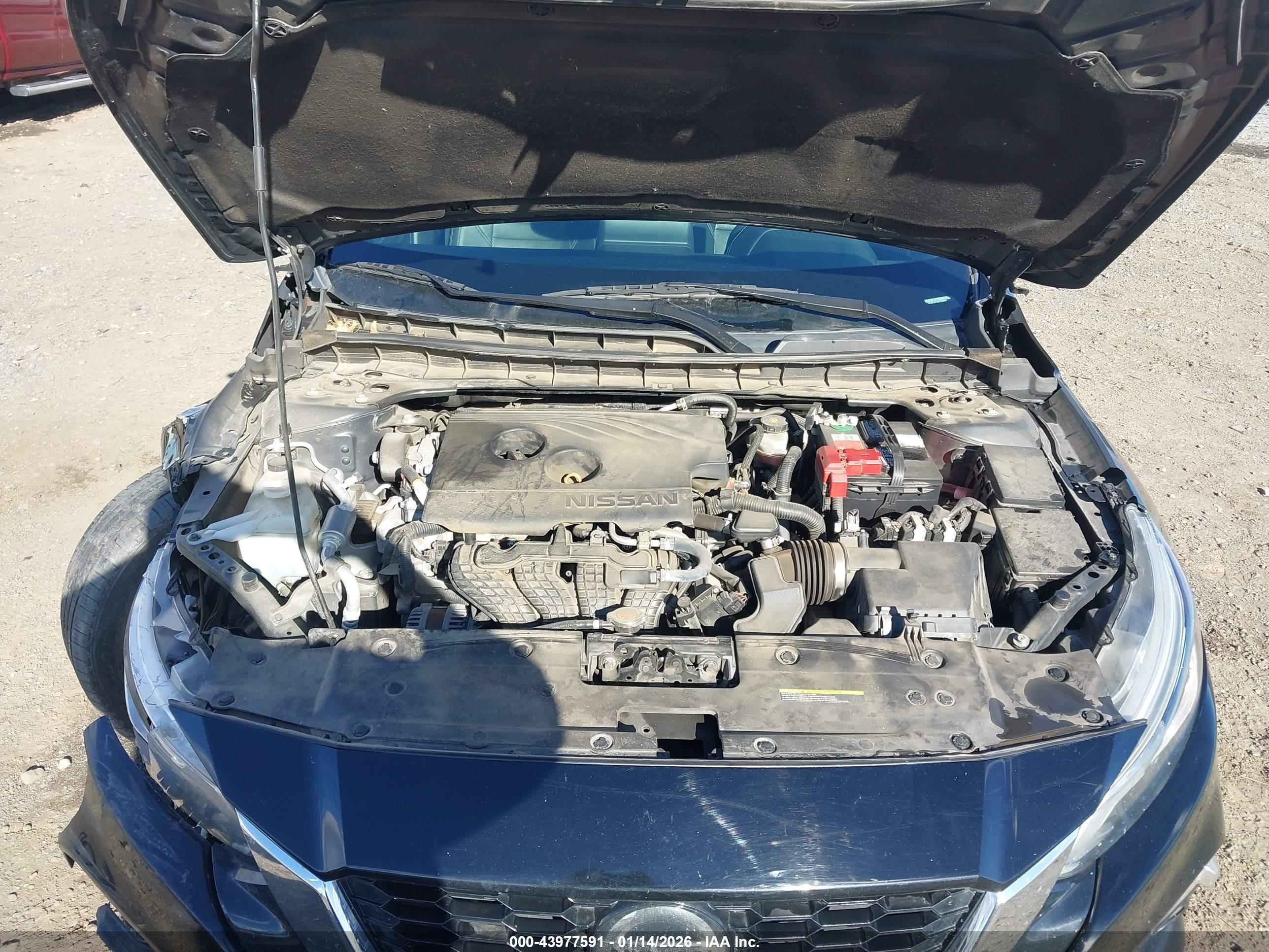 NISSAN ALTIMA image 10