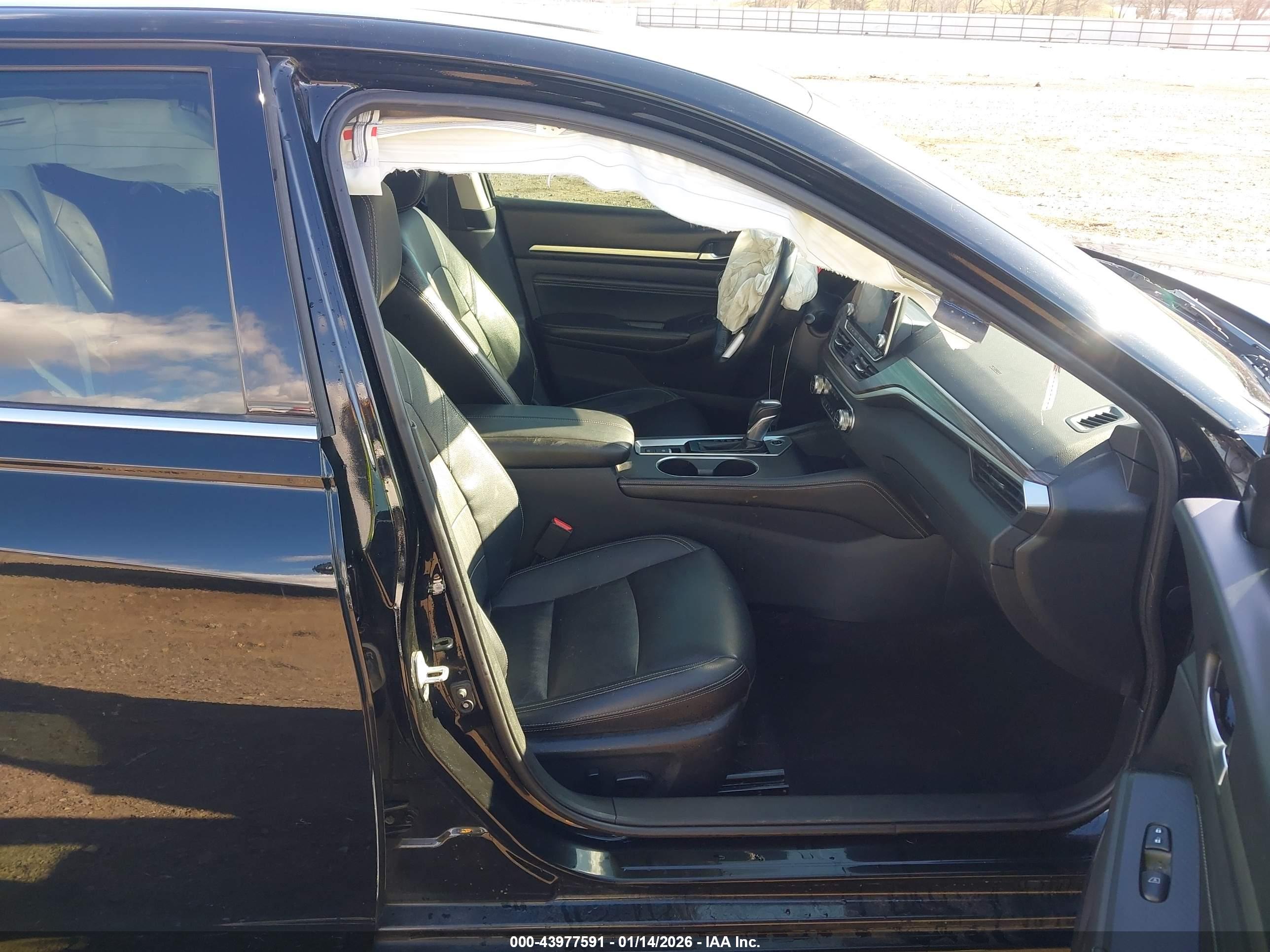 NISSAN ALTIMA image 5