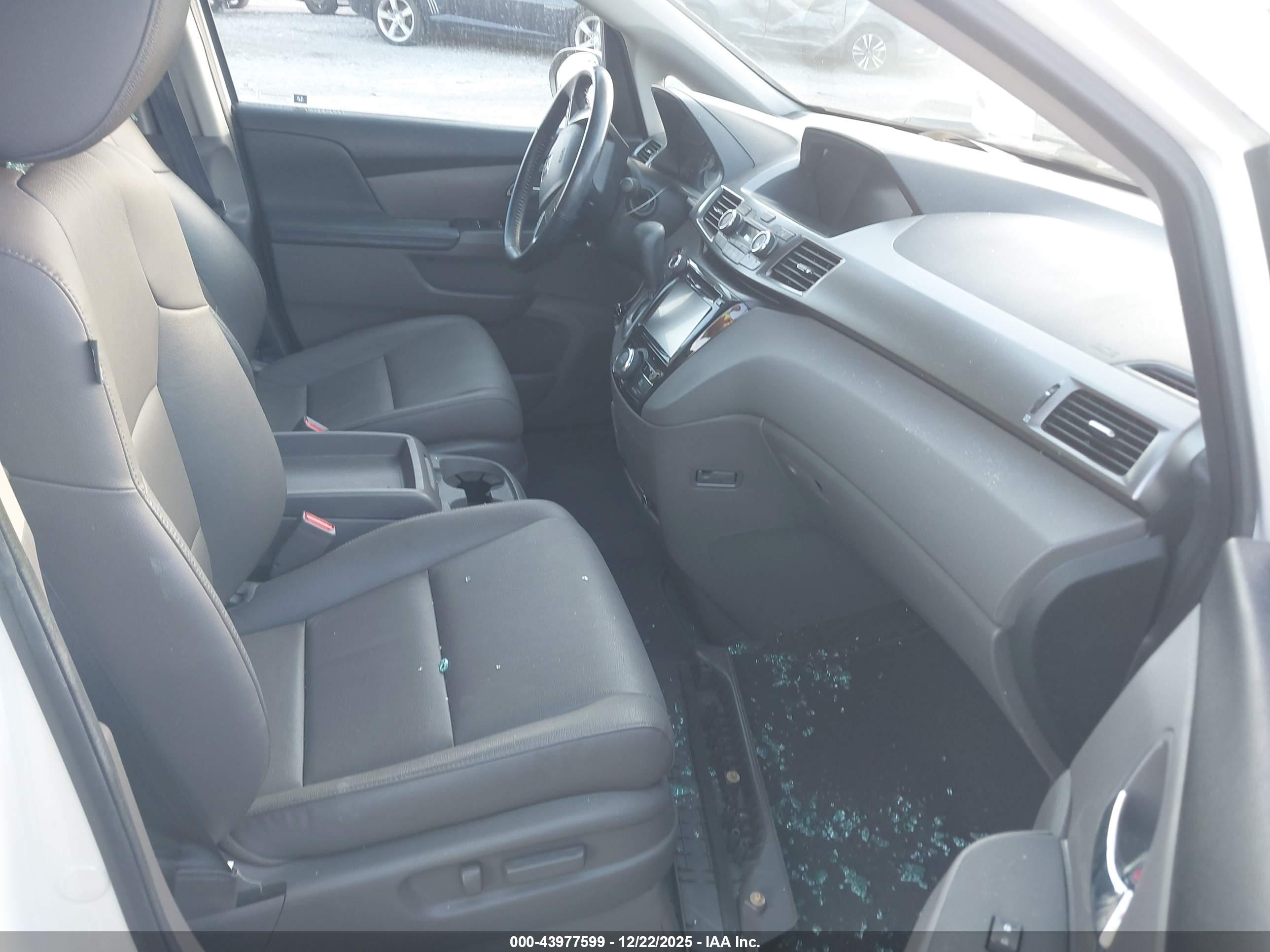 HONDA ODYSSEY image 5