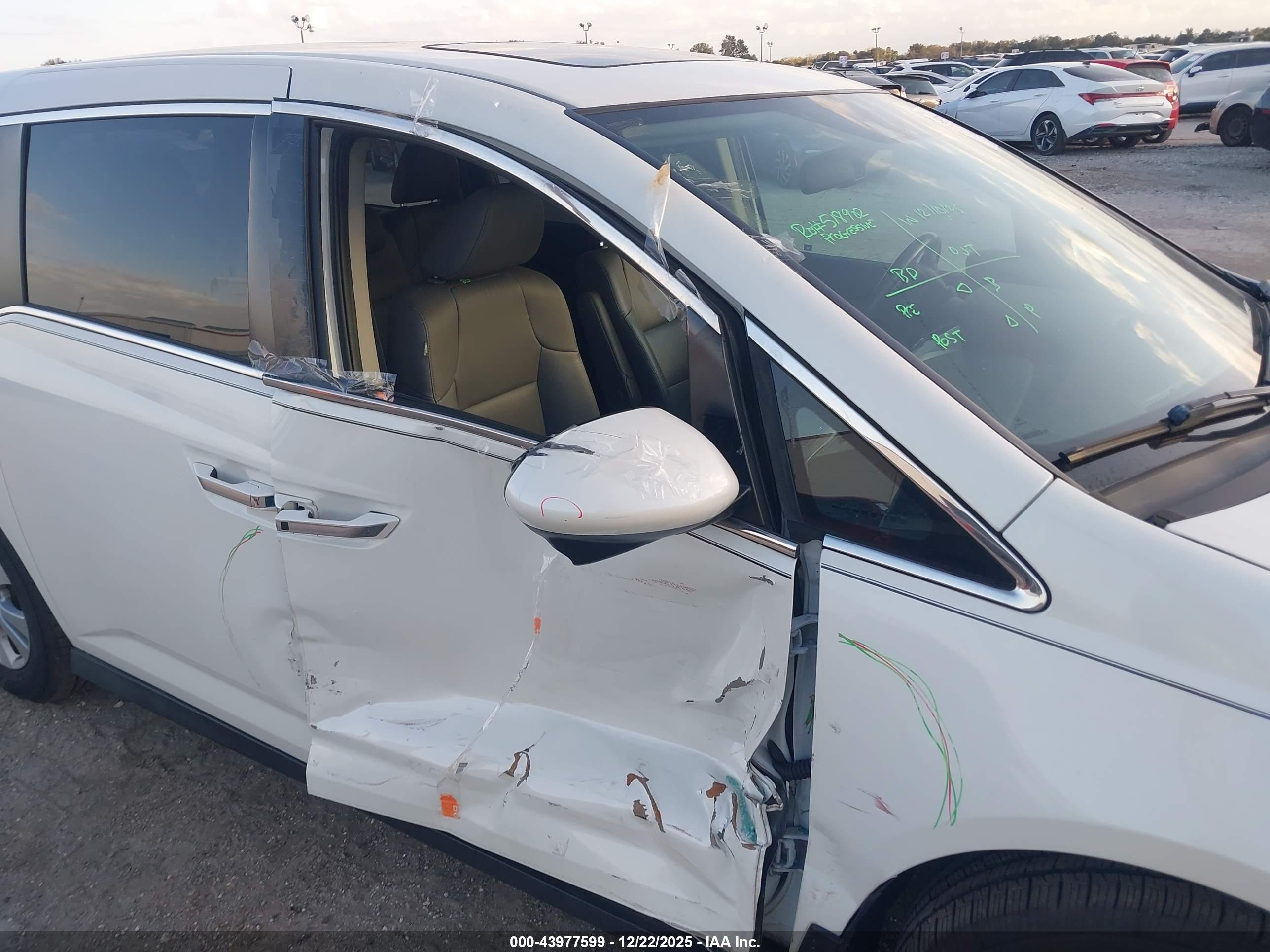 HONDA ODYSSEY image 6