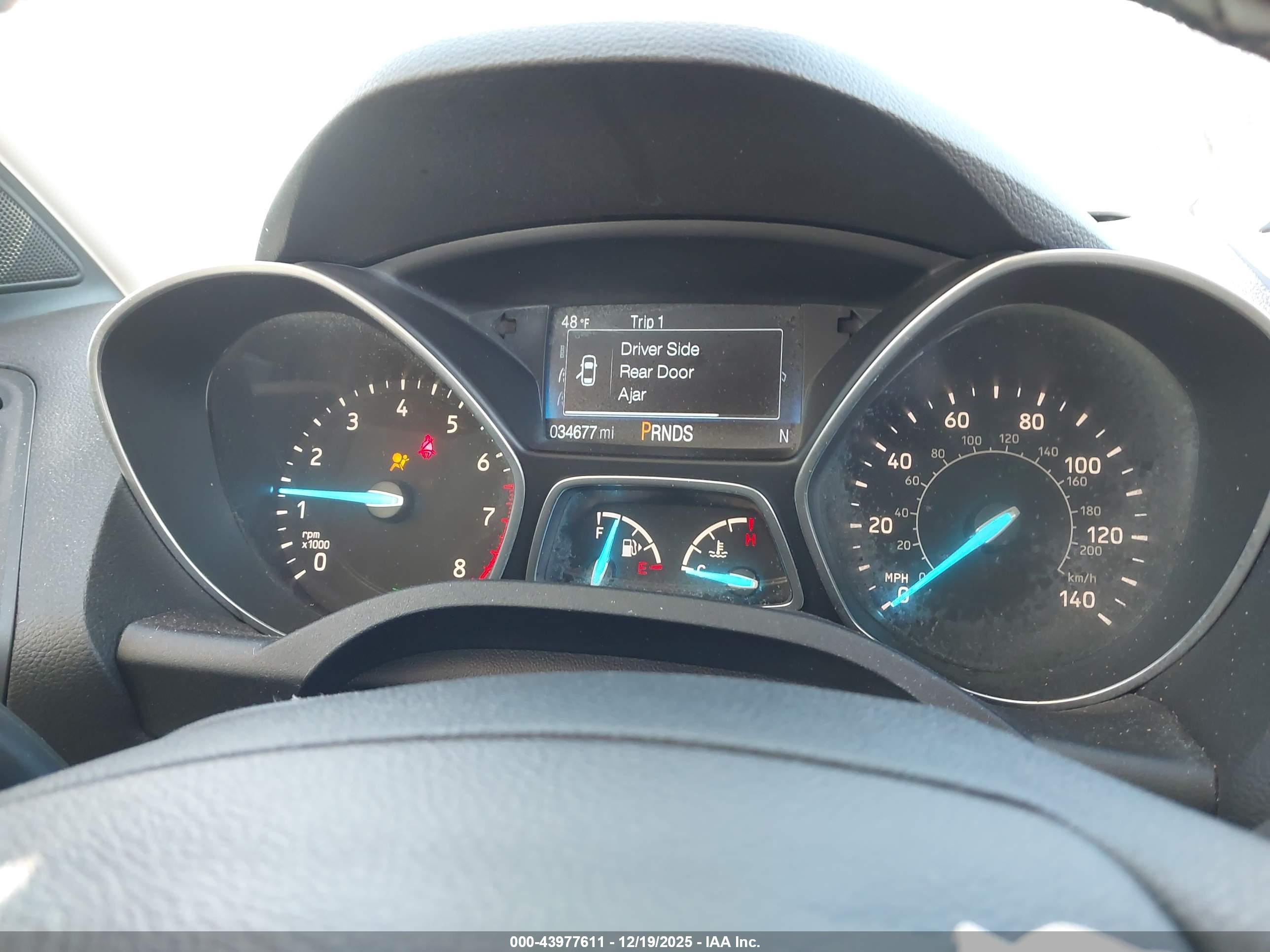 FORD ESCAPE image 7