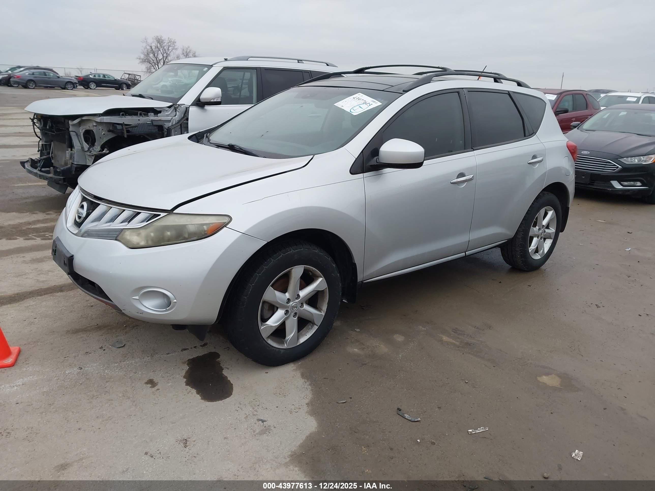 NISSAN MURANO image 2
