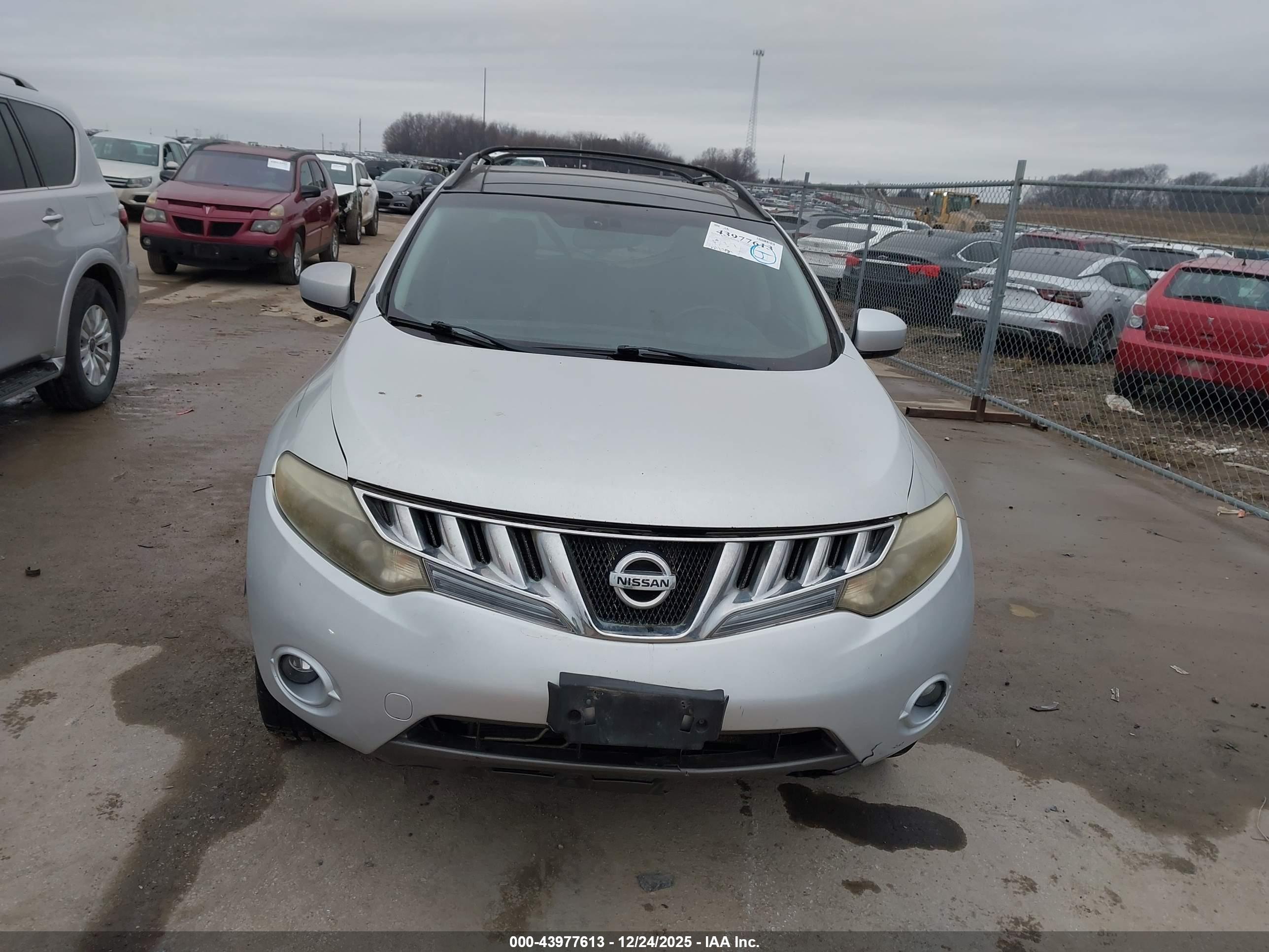 NISSAN MURANO image 6