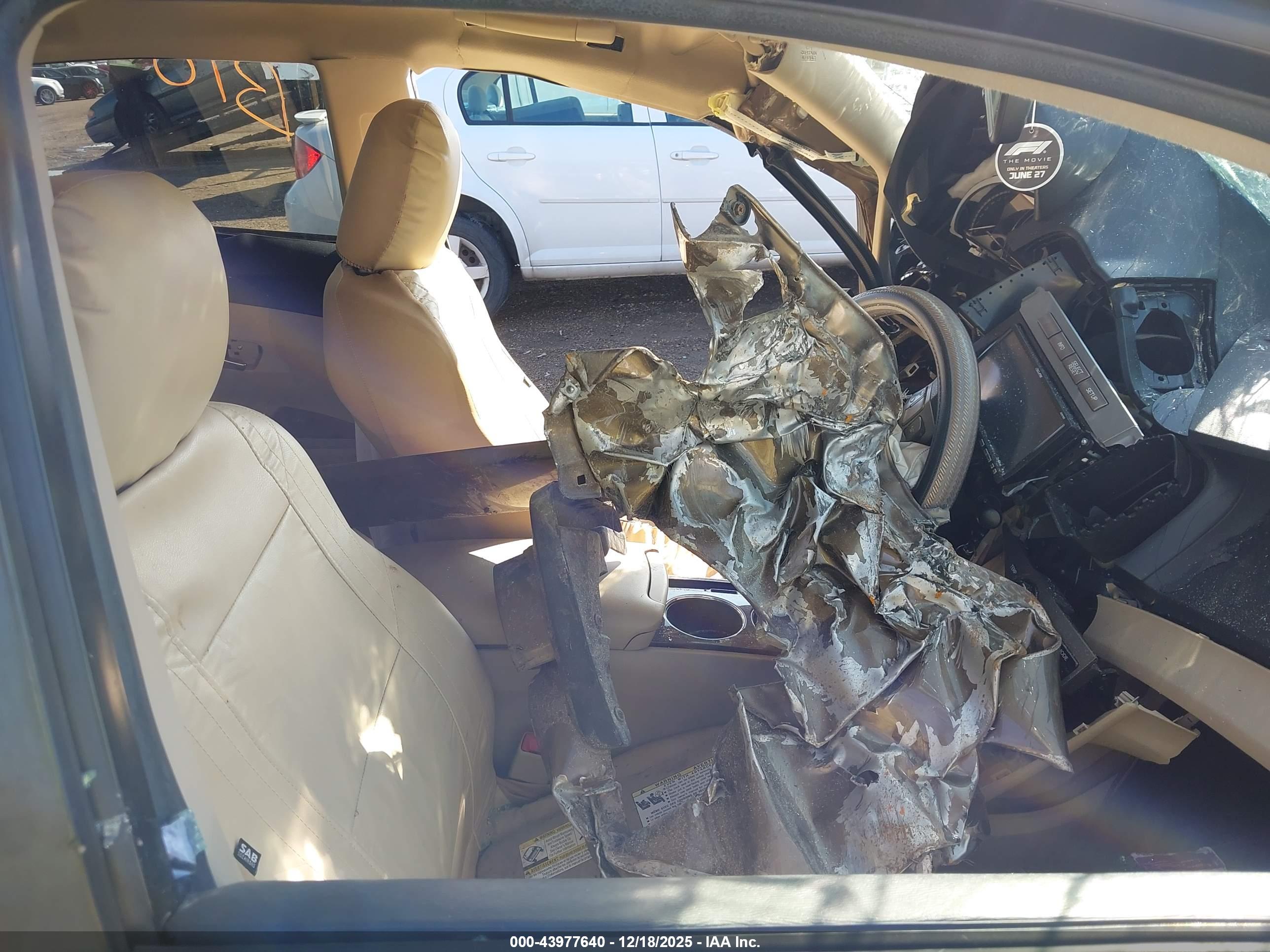 TOYOTA VENZA image 5