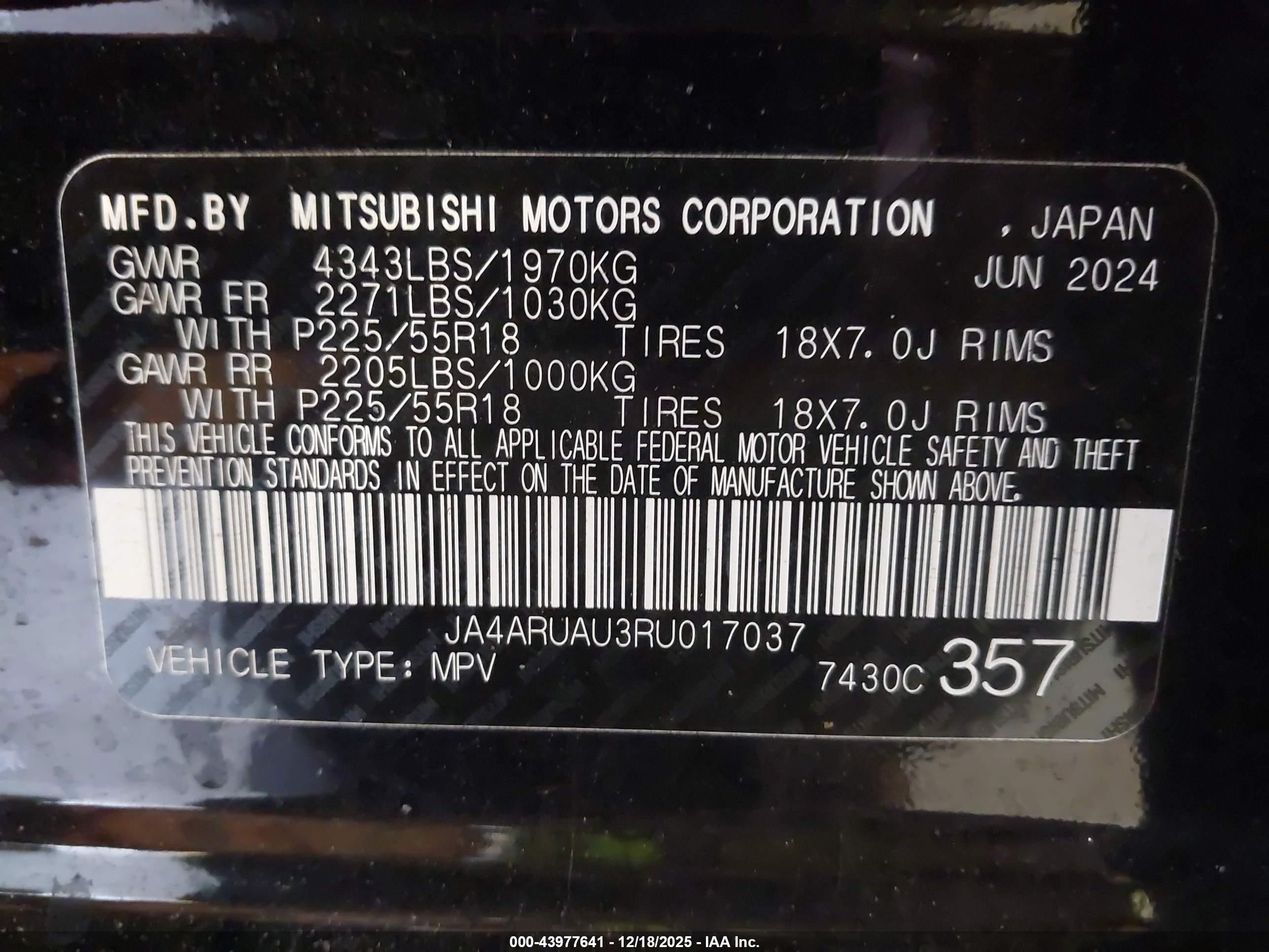 MITSUBISHI OUTLANDER image 9