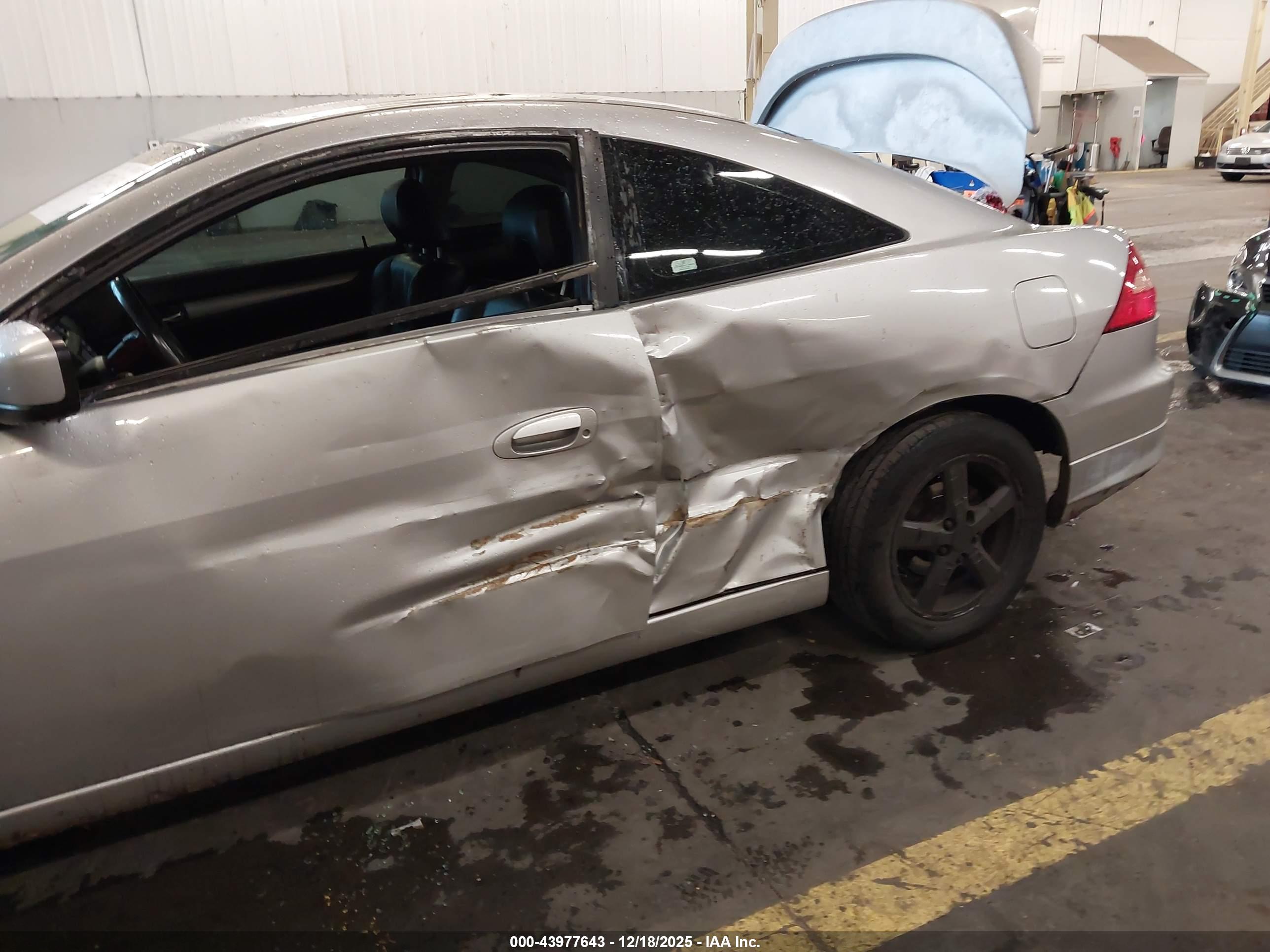 HONDA ACCORD image 6